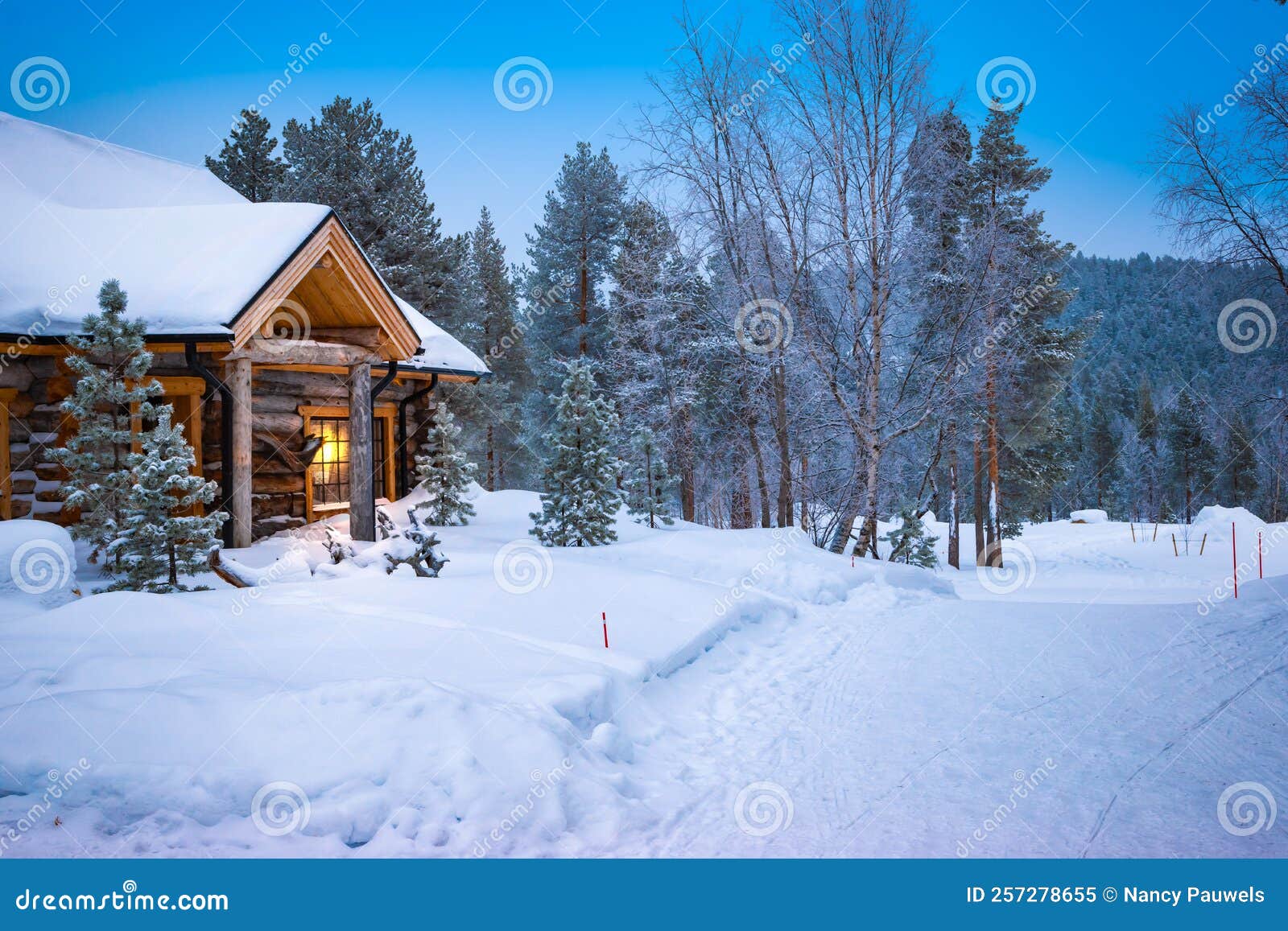 Wooden Cabin In The Snow Lapland Finland Scandinavia Stock Image glass-igloos-finland-levin-iglut-golden-crown