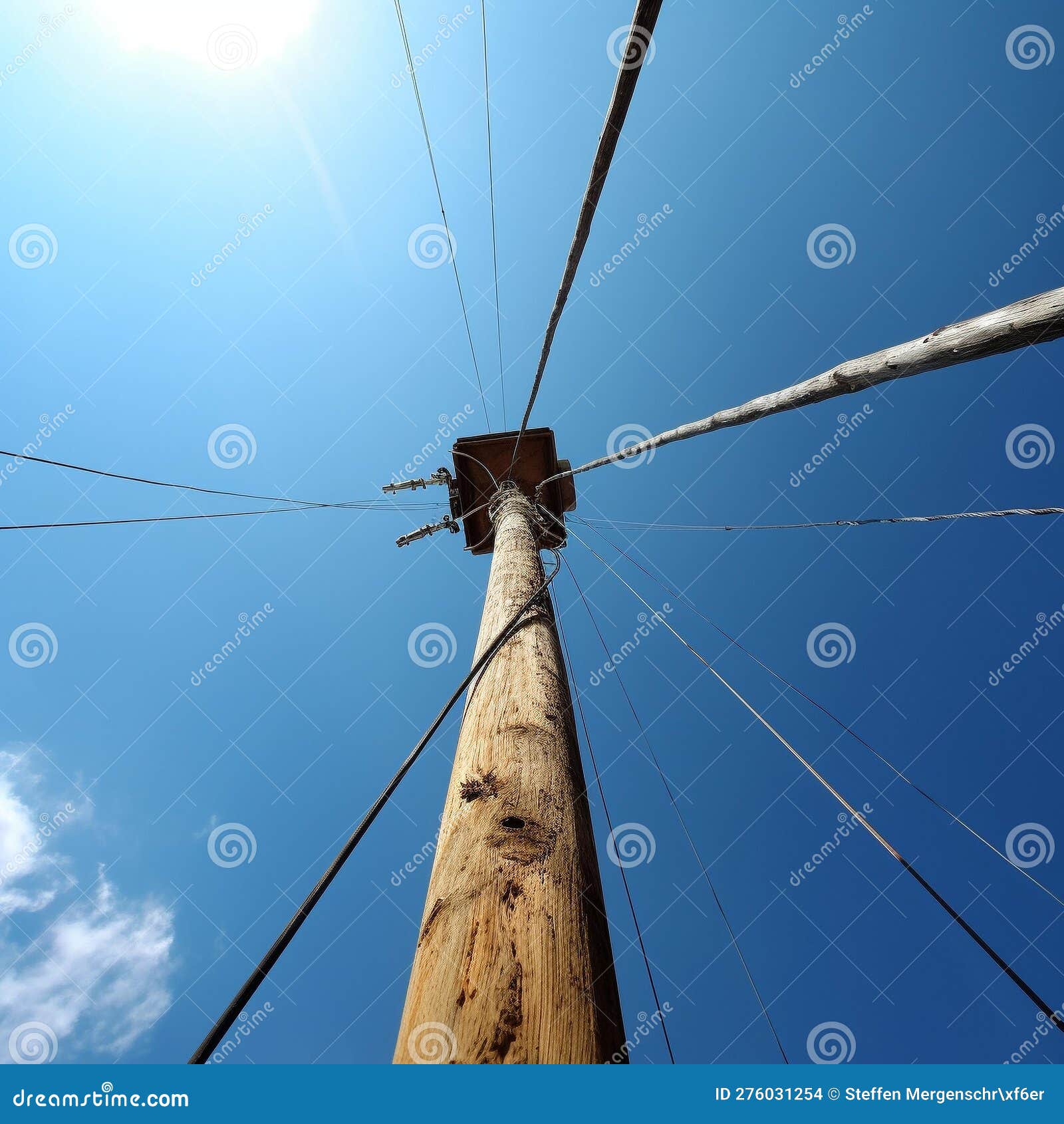 Telephonepole Stock Illustrations – 1 Telephonepole Stock Illustrations
