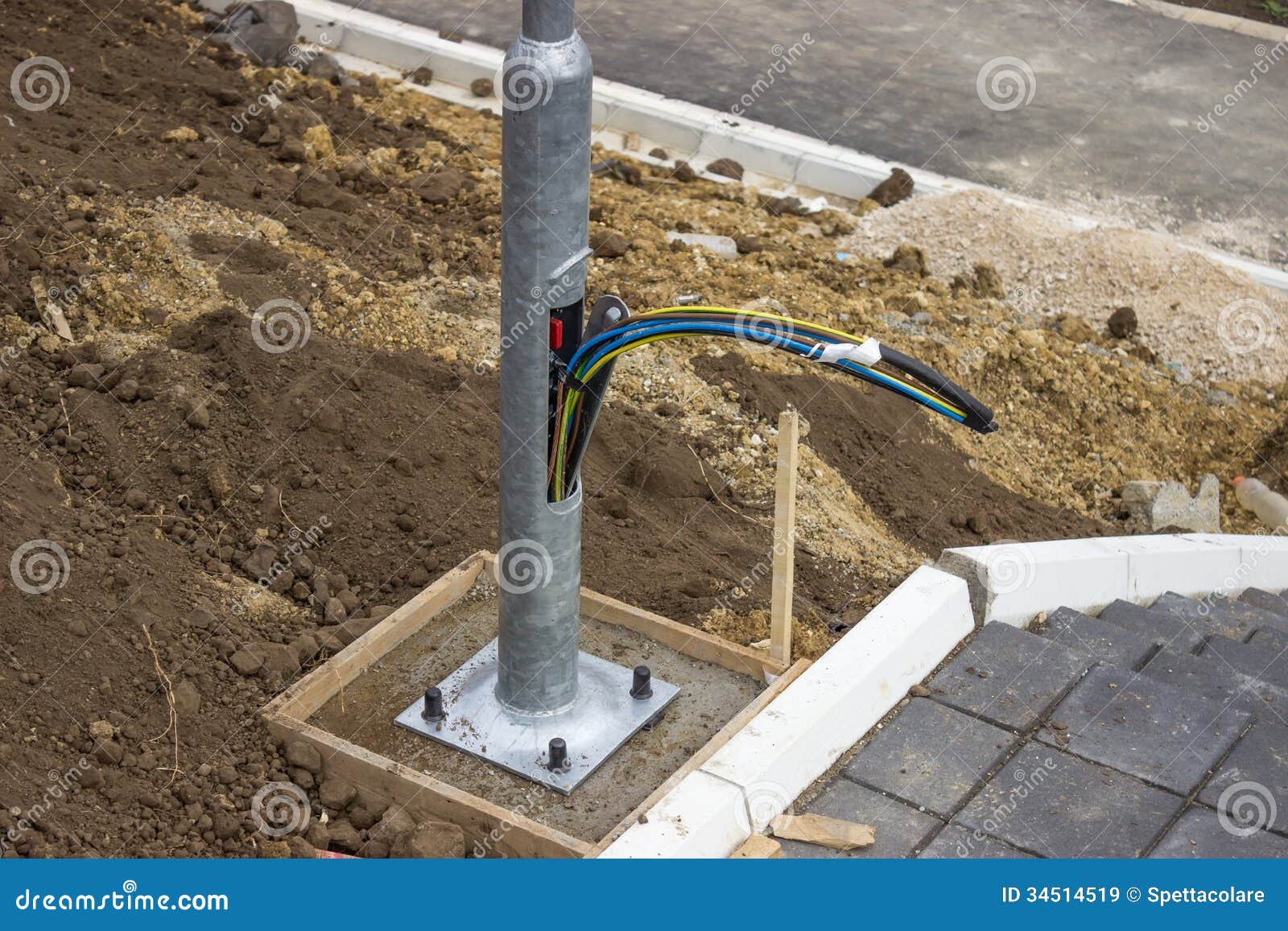 Wiring Lamp Post 2 Royalty Free Stock Images - Image: 34514519