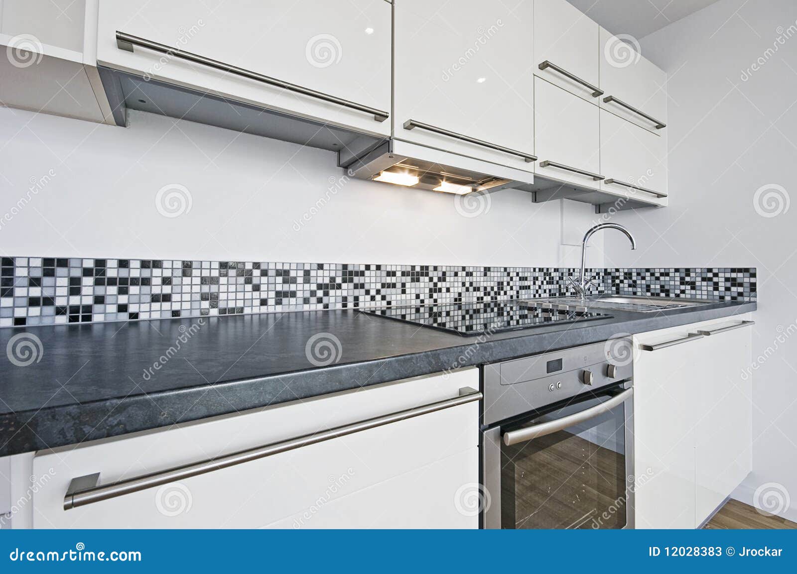 Witte keuken stock foto's afbeelding: 12028383 Woonkamer blauw rood