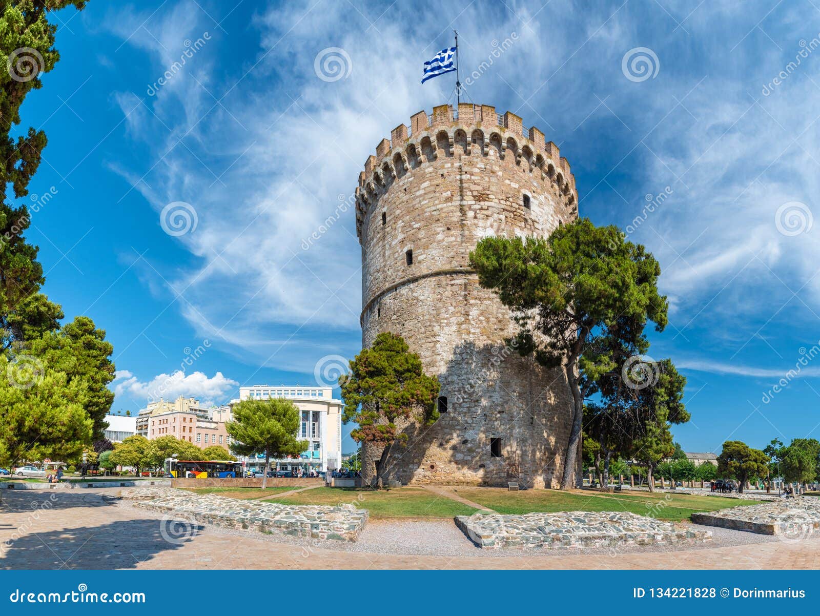 goedkoop helikopter Penetratie Witte Toren Van Thessaloniki, Kuststad in Griekenland Stock Foto - Image of  balkan, europa: 134221828