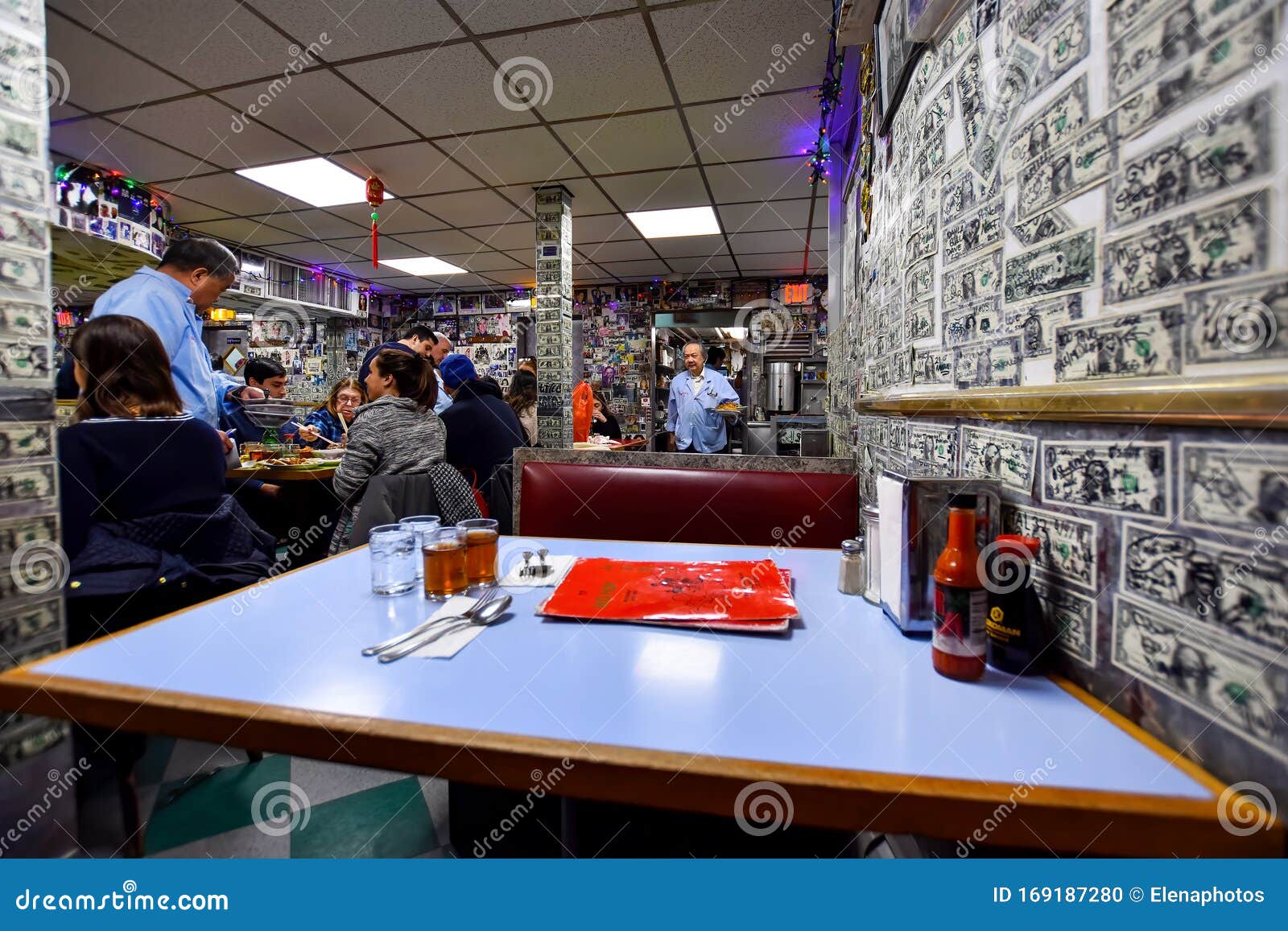 Comorama Verliefd Ambitieus Wo Hop Restaurant in Chinatown - Manhattan Editorial Image - Image of  destinations, destination: 169187280