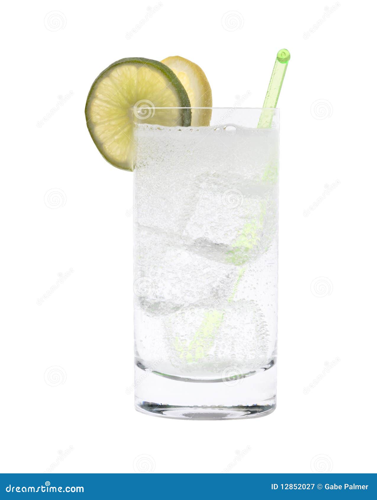 Wodkaoder GinStärkungsmittelCocktail Stockbild Bild von