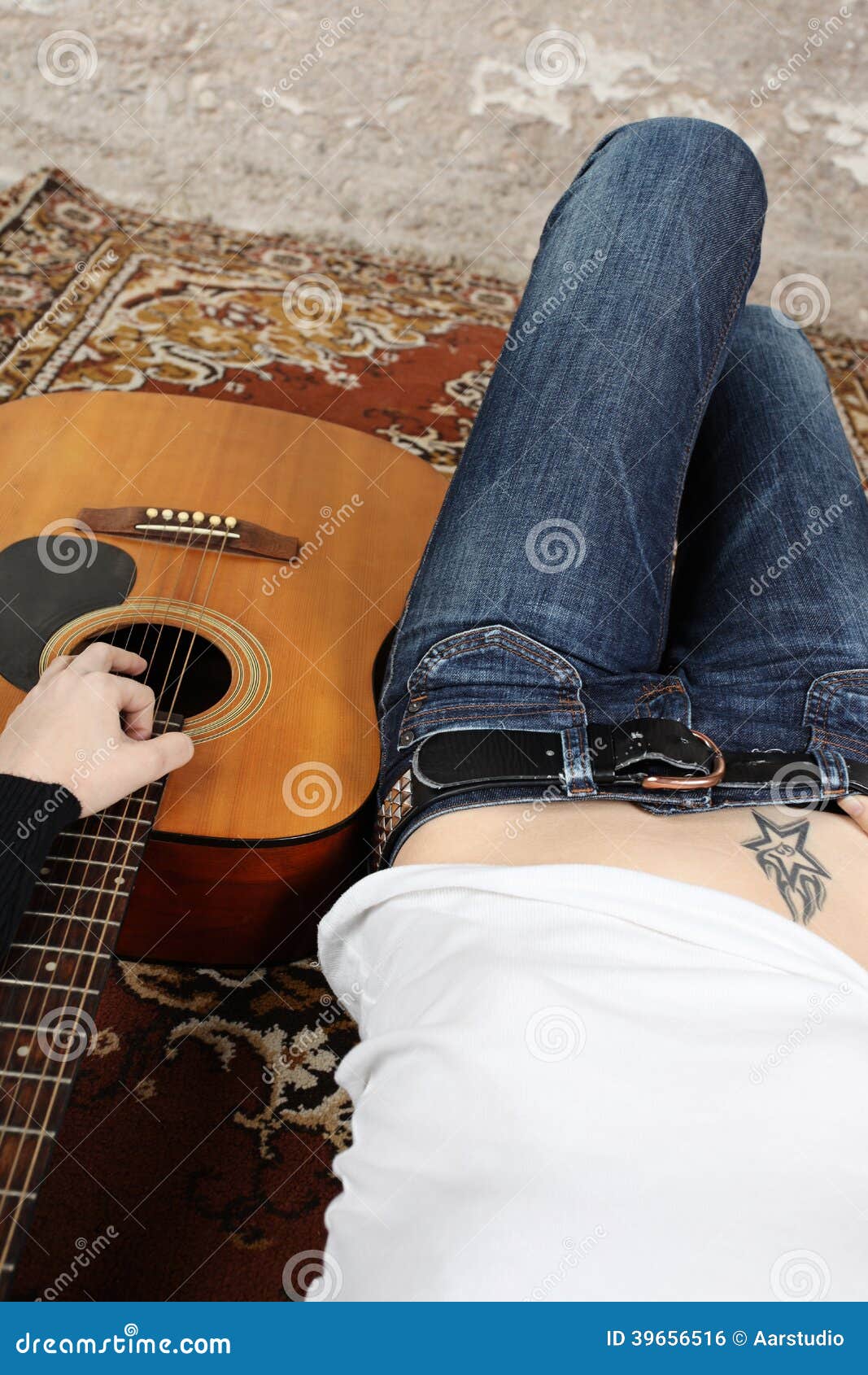 Woman with a Acoustic Guitar Stock Photo - Image of music, carpet: 39656516