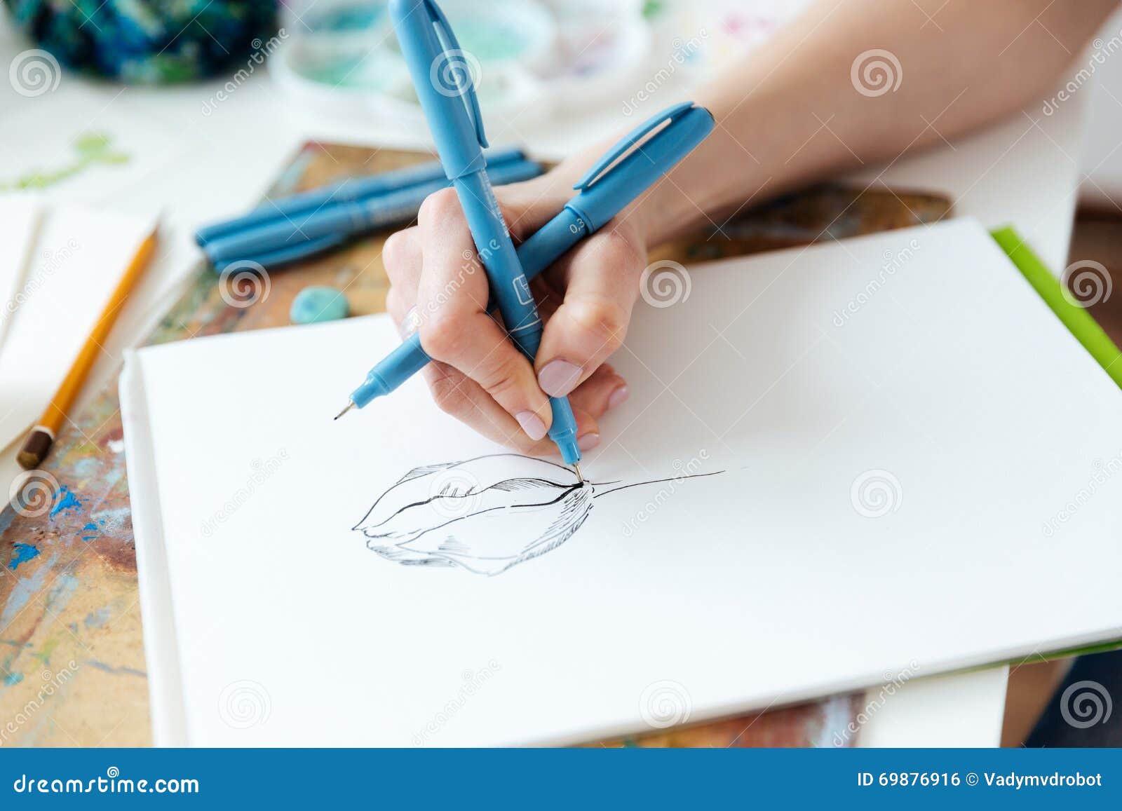 Woman Artist Hands Drawing with Gel Ink Pen in Sketchbook Stock Photo ...