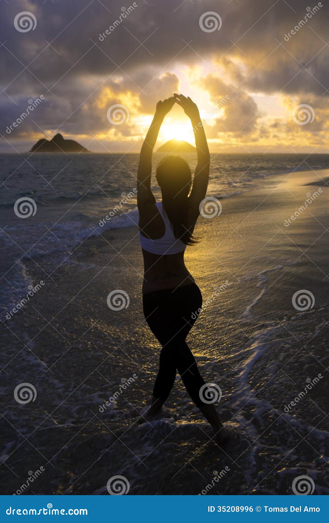 Woman on the Beach at Sunrise Stock Photo - Image of woman, ocean: 35208996