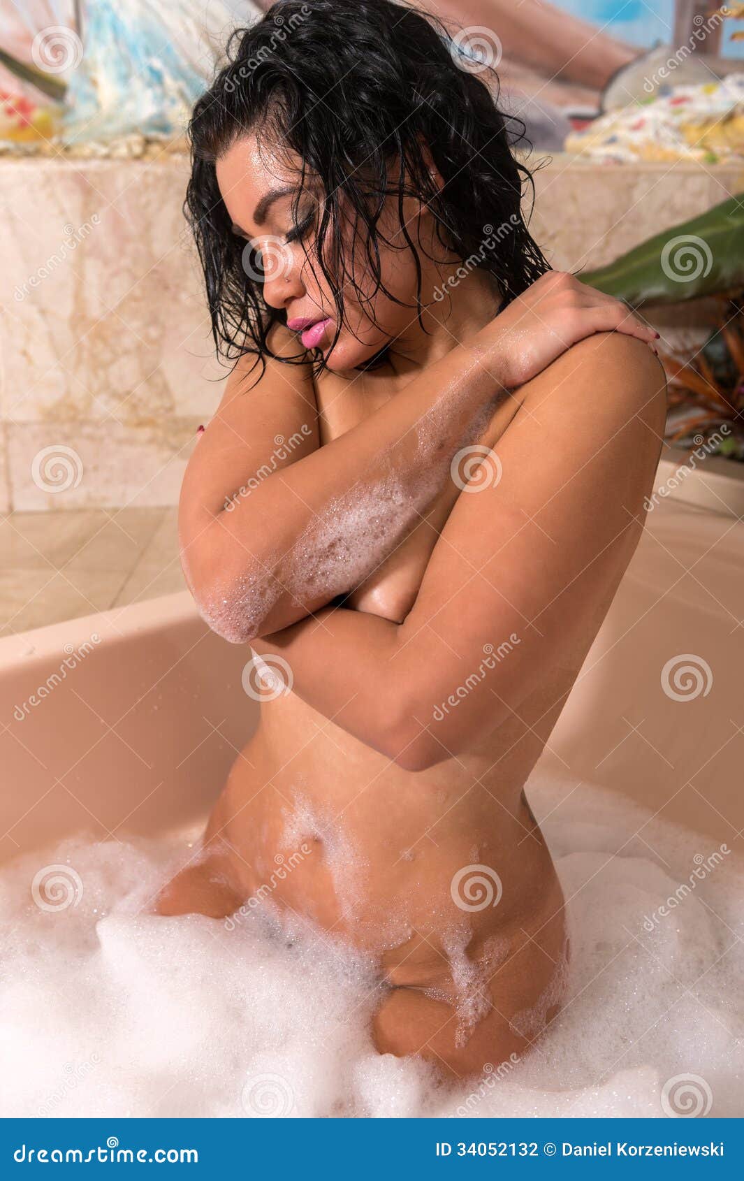 Nude bubble bath