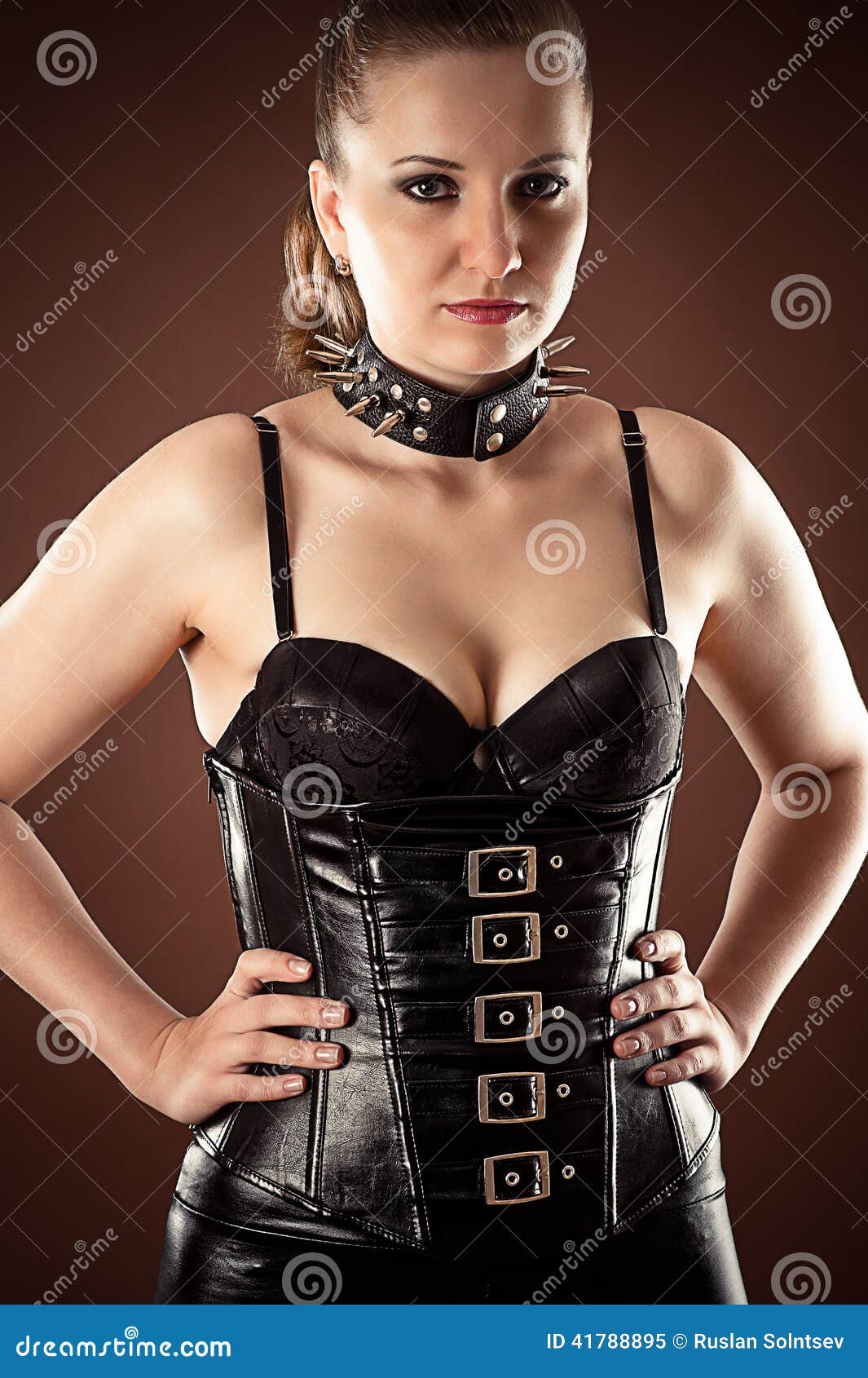 Beautiful black women with wide hips