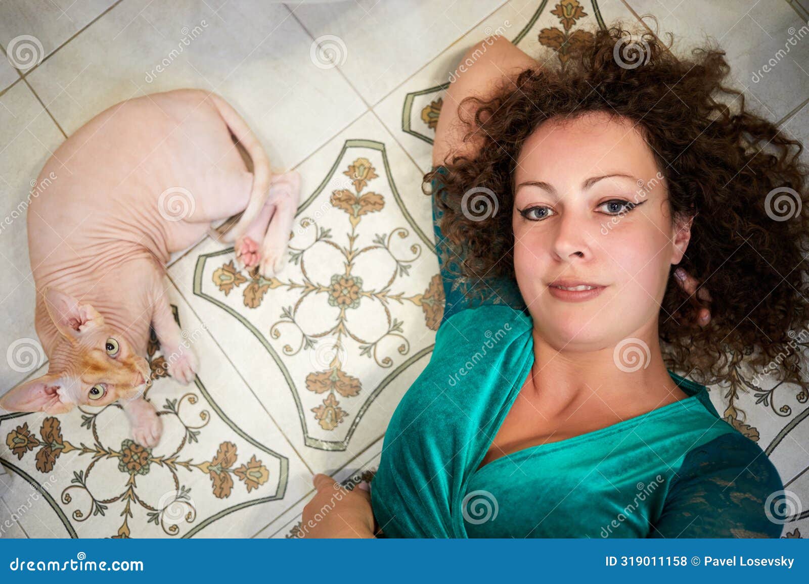 251 Naked Woman Cat Stock Photos - Free & Royalty-Free Stock Photos from  Dreamstime