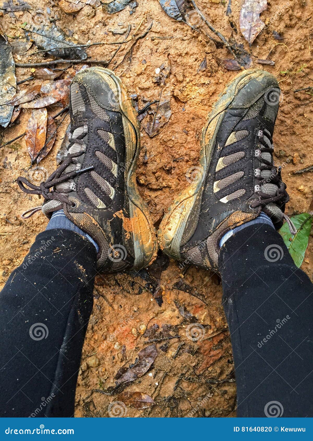 wet dry hiking shoes