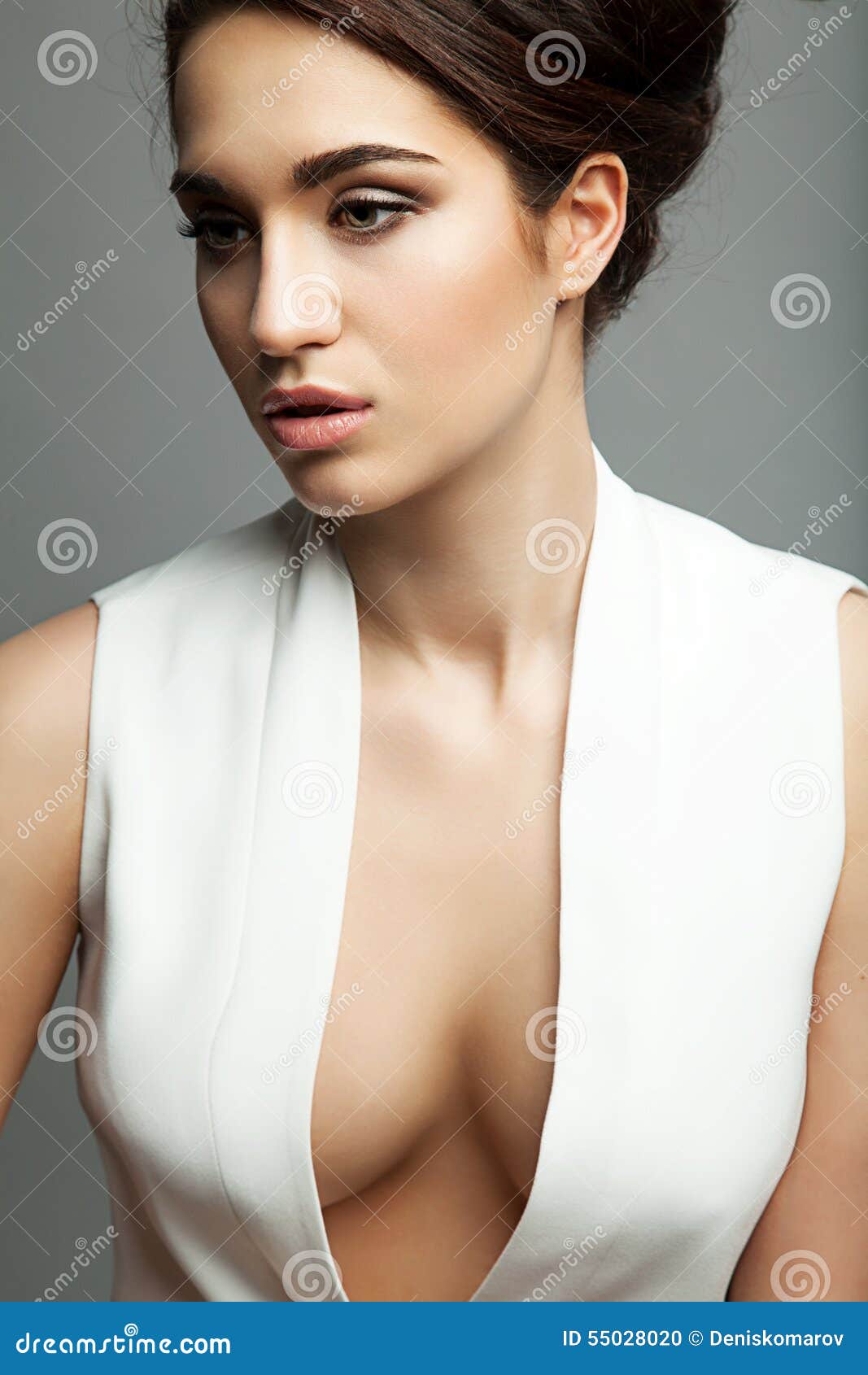 436 Plunging Neckline Stock Photos - Free & Royalty-Free Stock Photos from  Dreamstime