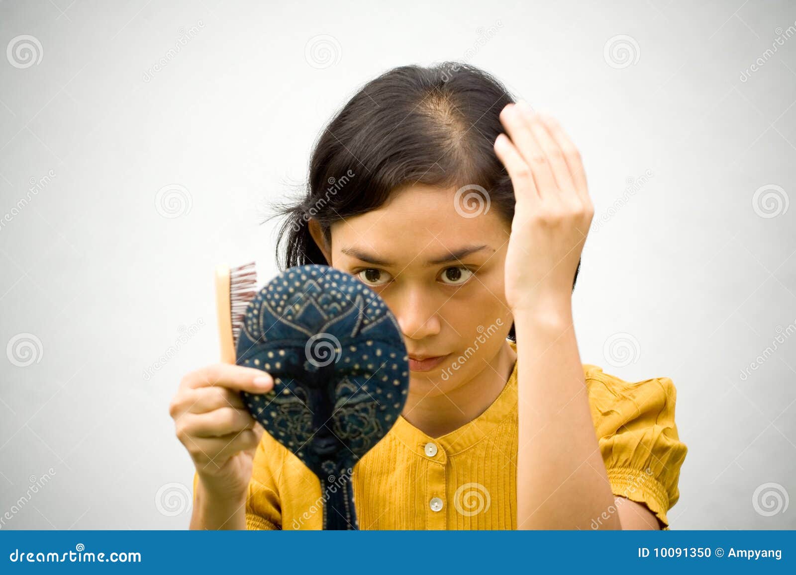 woman with hair loss problem