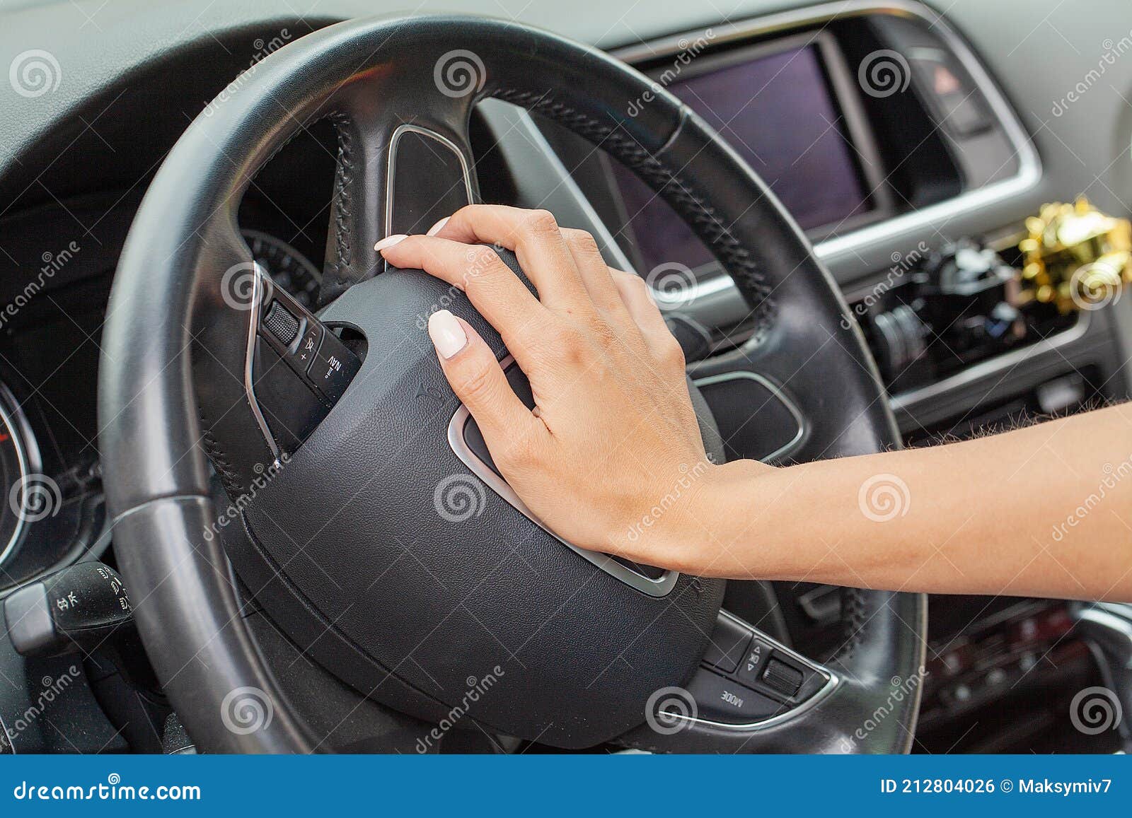 109 Woman Honking Horn Stock Photos - Free & Royalty-Free Stock Photos from  Dreamstime