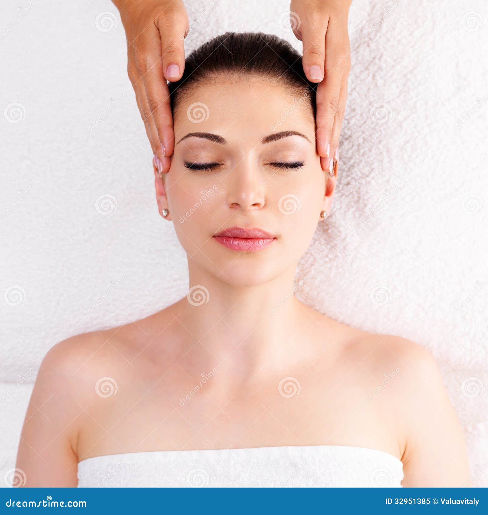 Woman Having Massage Of Body In Spa Salon Stock Image Image Of 