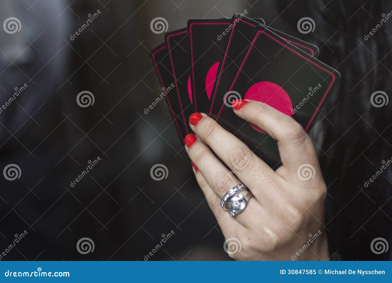 Winning online poker Winning online poker