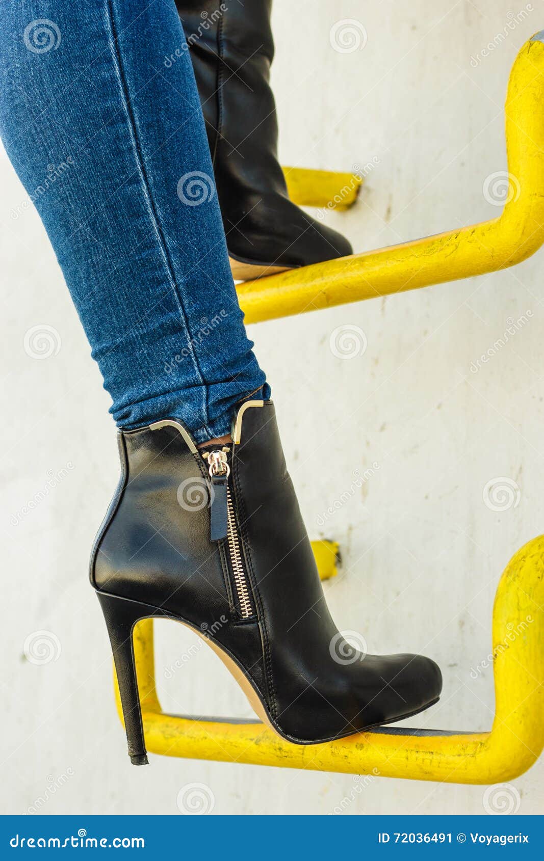Fashion Shoes Clipart, High Heels Clipart, Woman Shoes Clipart, Jeans Shoes  Clipart, Leopard Shoes,fashion Bag , Woman Jeans Clipart - Etsy