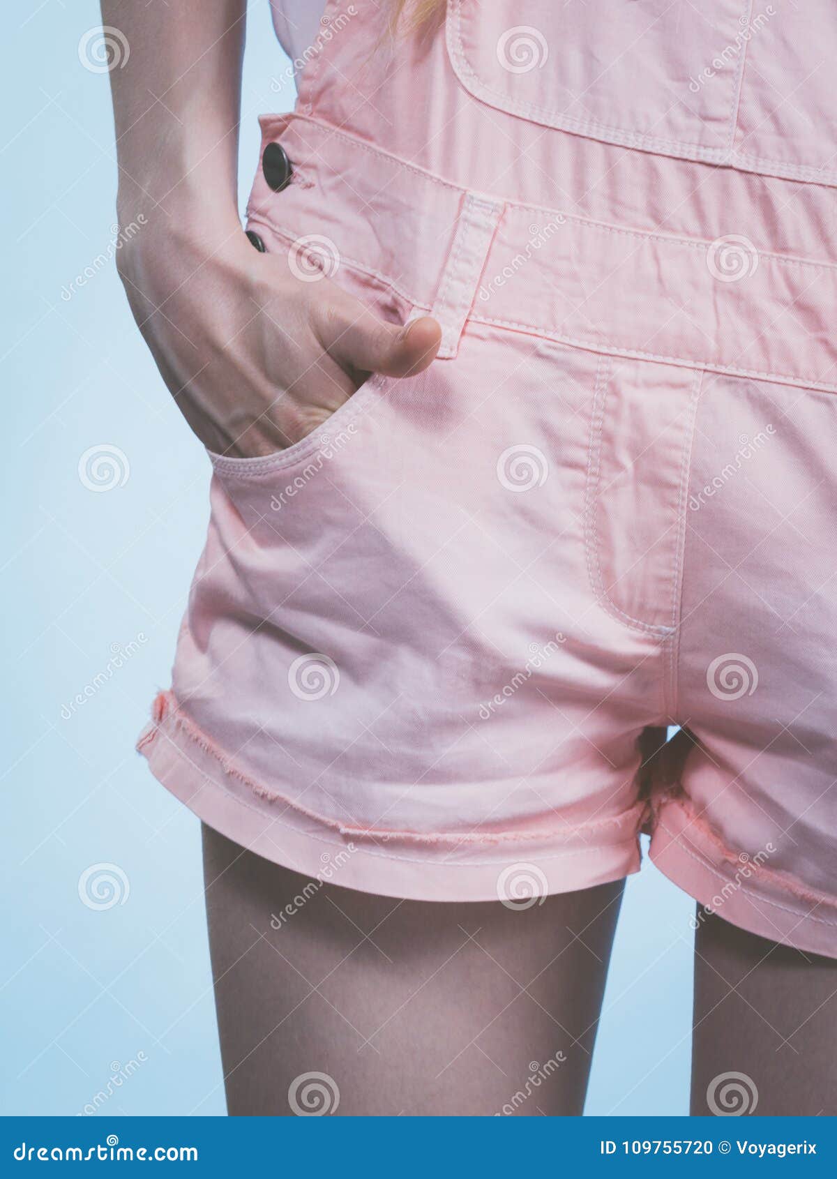 Outfits con shorts  Pink shorts outfits, Short outfits, Summer