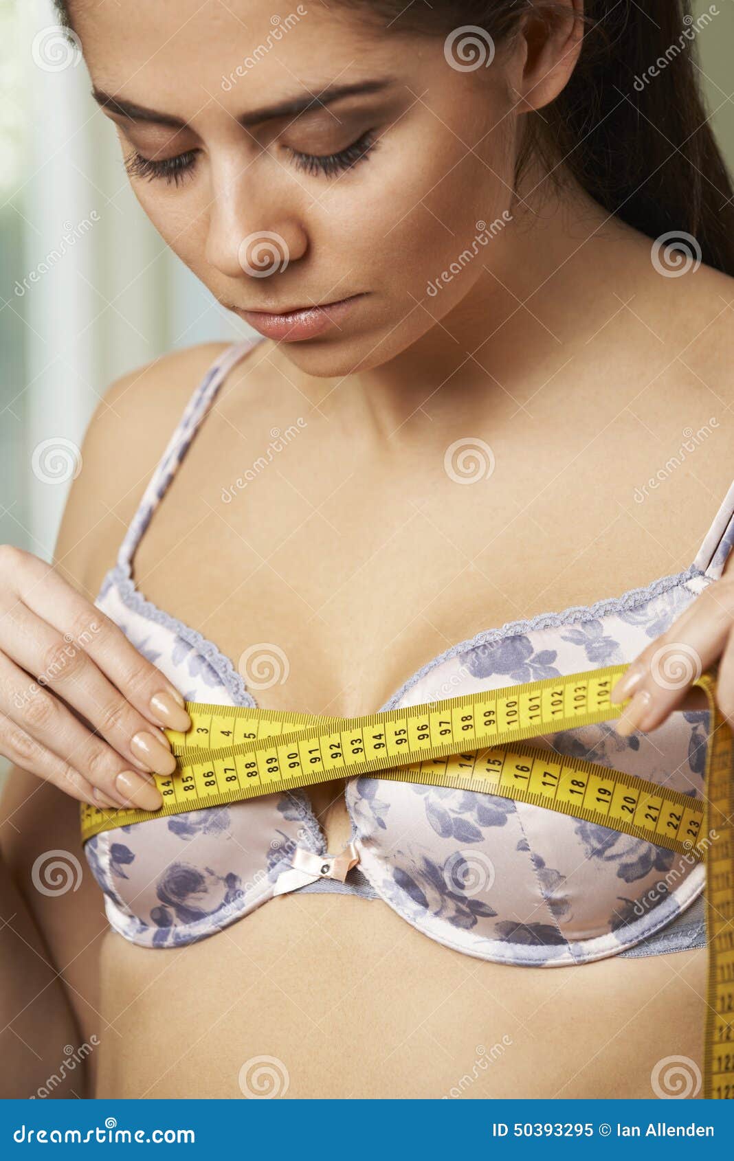 Woman Measuring Her Bra Size with Tape Measure Stock Image - Image of  indoors, home: 50393295