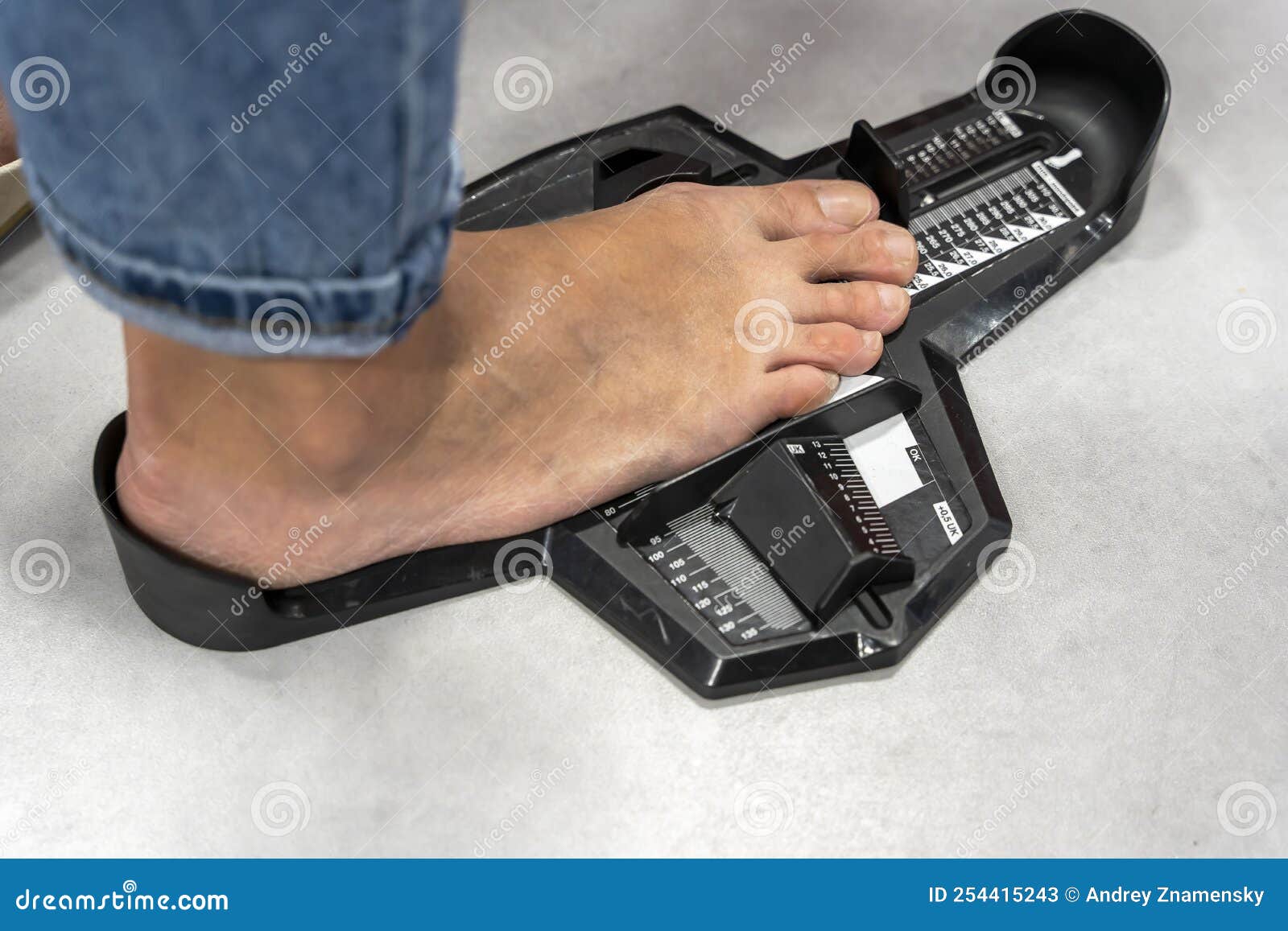 woman measuring shoe size storage device determining fullness length foot shoe size device foot measuring 254415243
