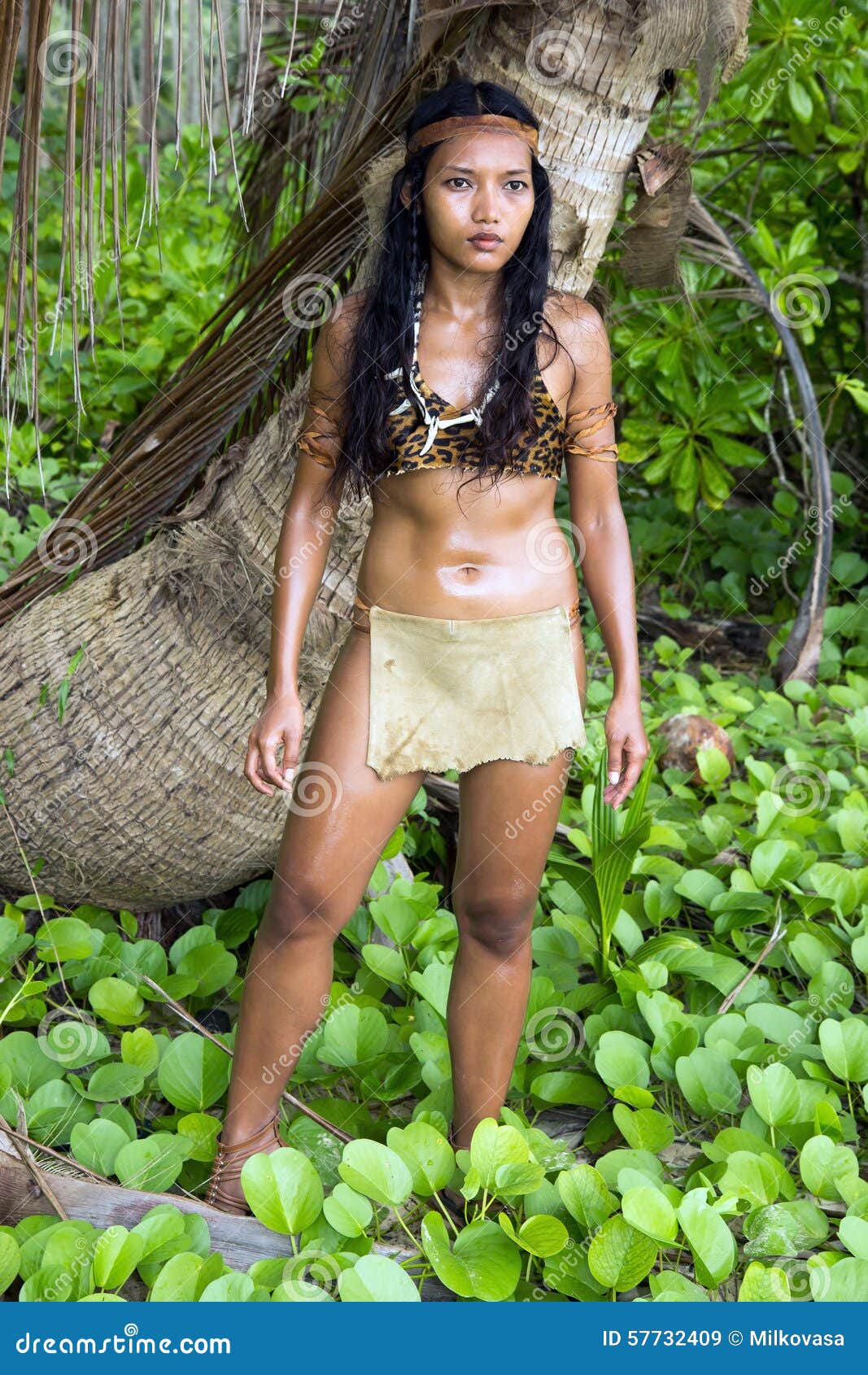 â™’ Naked jungle girl tied - for the best porn fans.