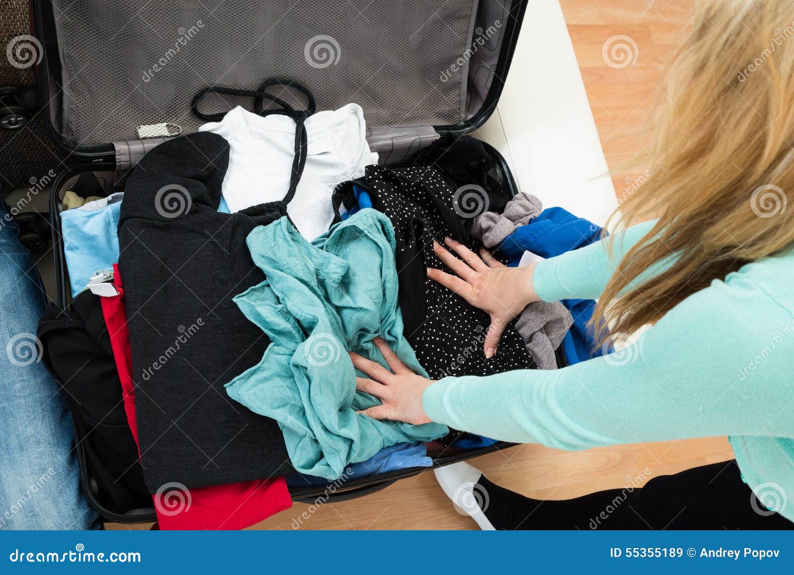 14,602 Woman Clothes Suitcase Stock Photos - Free & Royalty-Free