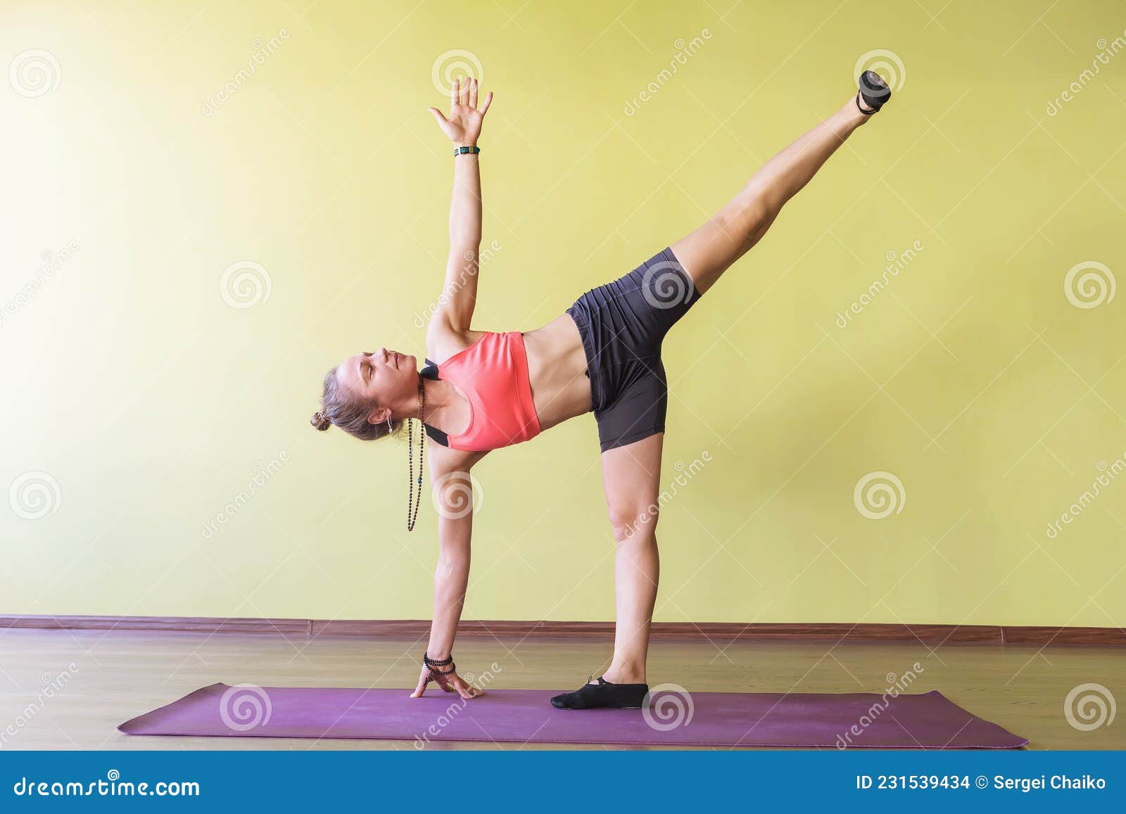 Yoga Pose: Banana | Pocket Yoga