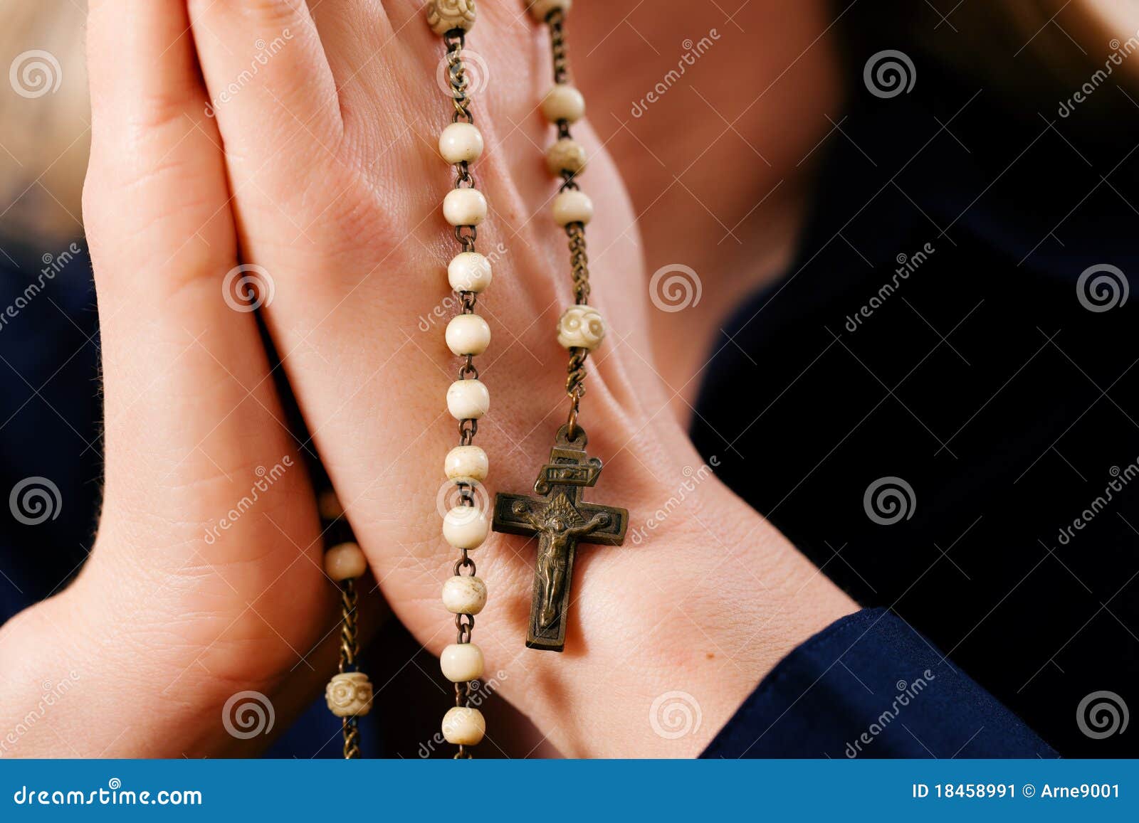 Woman Praying with Rosary To God Stock Image - Image of prayer, sadness