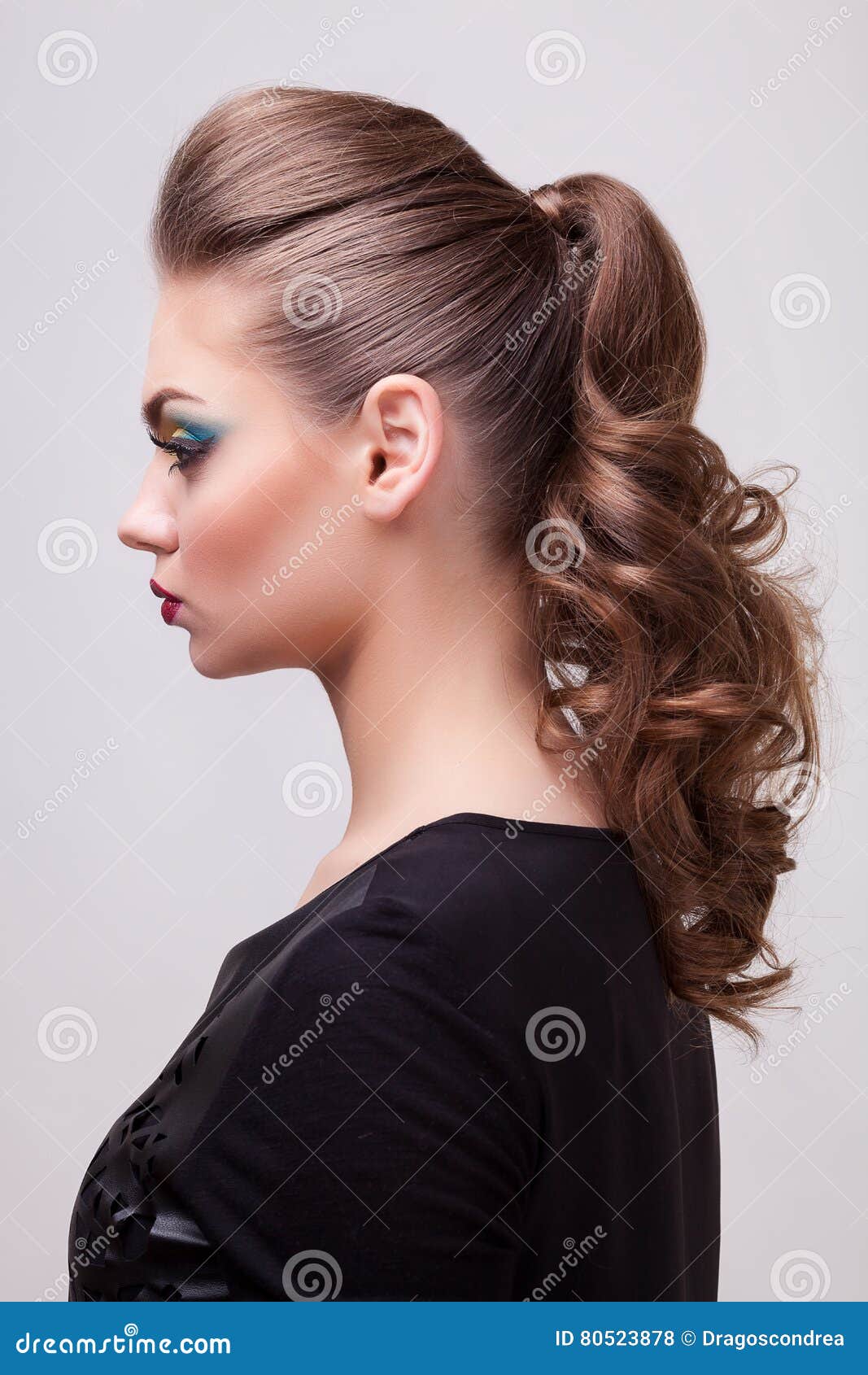 50 Best Hairstyles for Women over 50 for 2024 - Hair Adviser