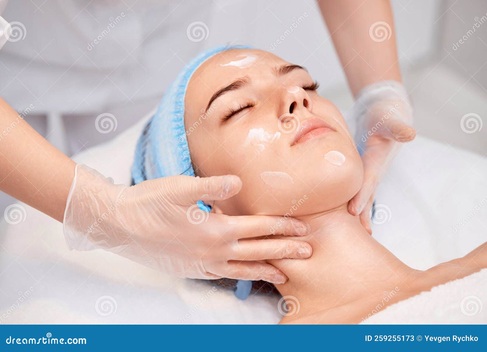 Woman Receiving Facial Massage At Spa Salon Stock Image Image Of Lifestyle Health 259255173