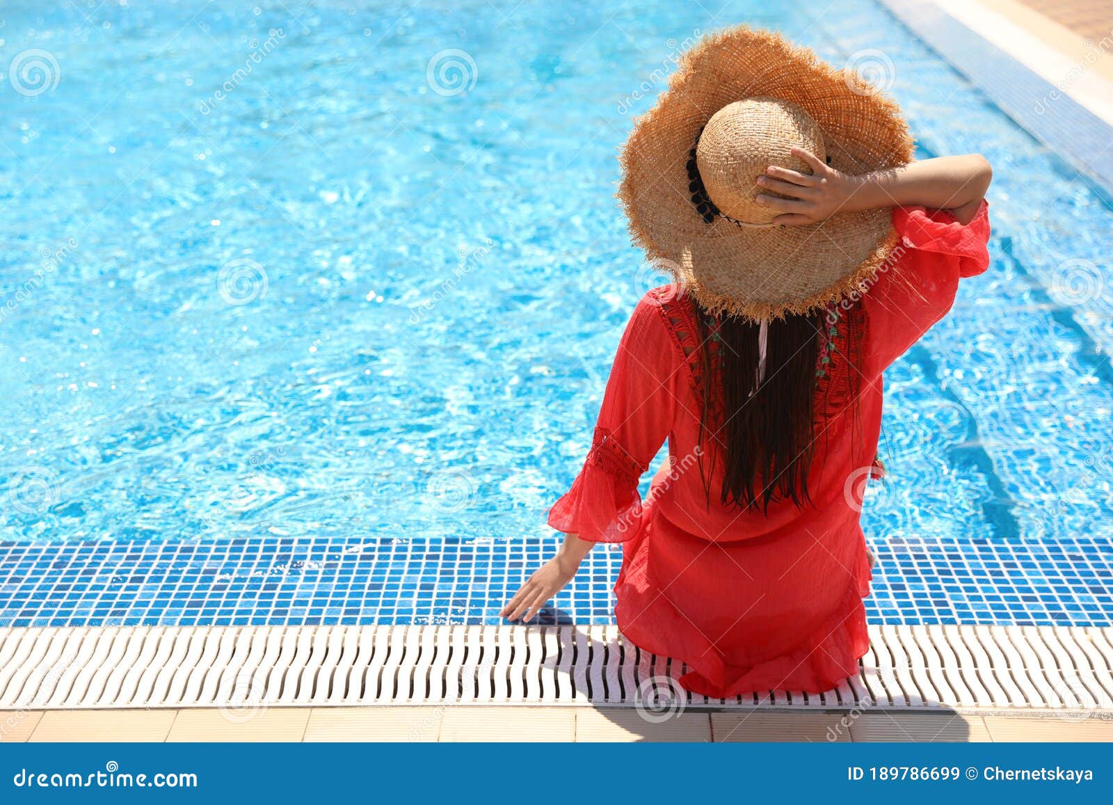 186 Woman Hat Sitting Pool Back View Stock Photos - Free & Royalty-Free  Stock Photos from Dreamstime