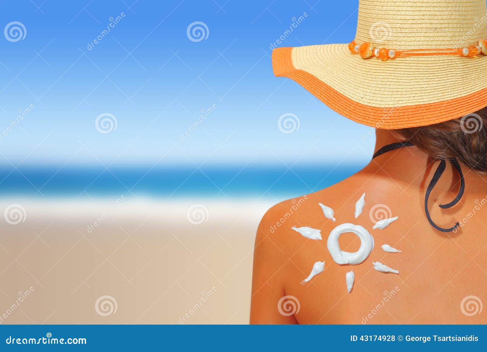 woman with sun d sunscreen