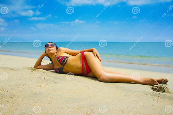 Woman Sun Tanning Stock Image Image Of Beautiful Girl 32534275