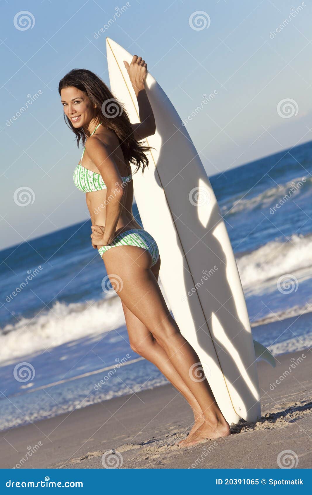 Young woman with bikini stock image. Image of shoulder - 1648069