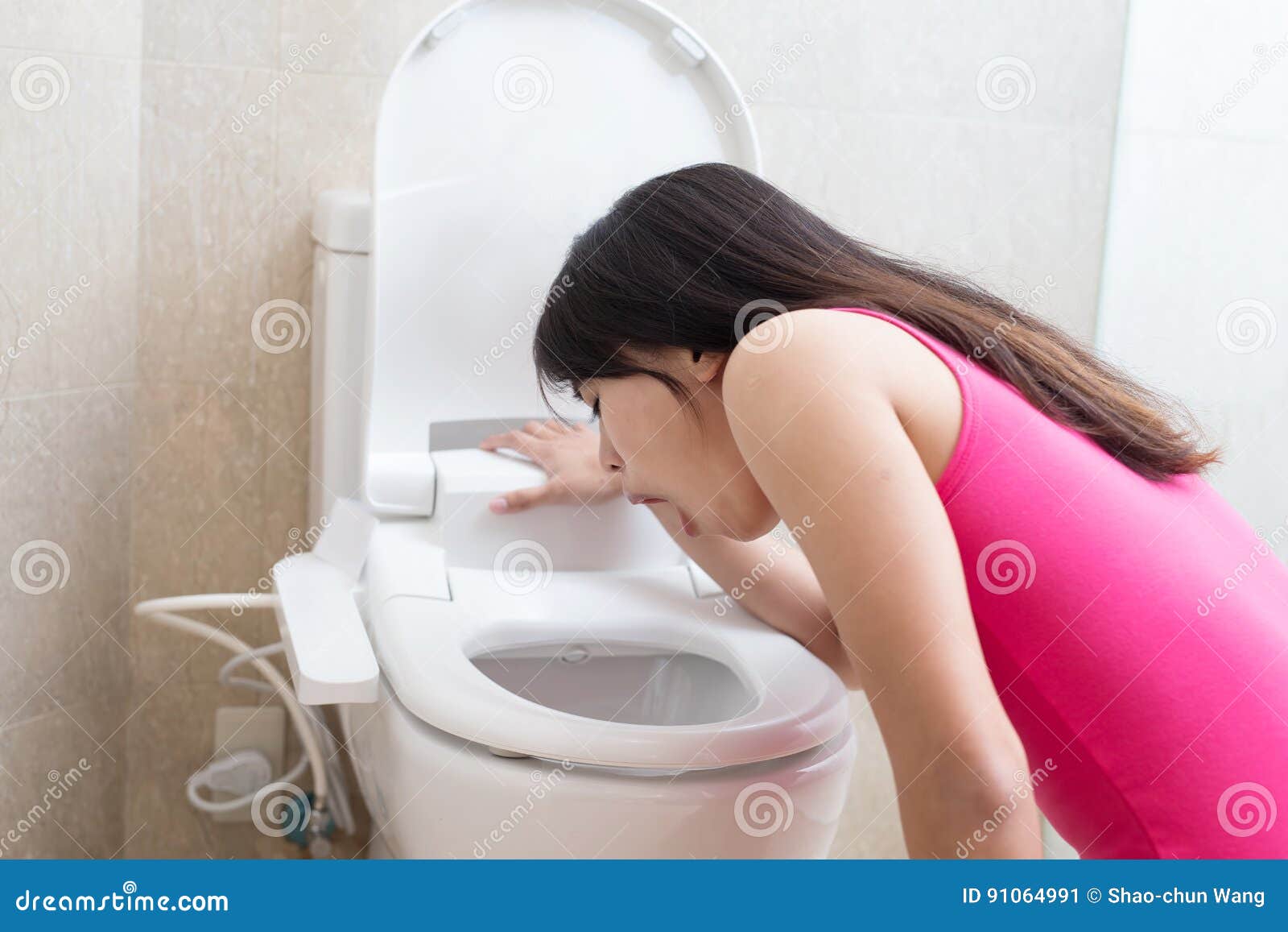 Woman are vomiting stock image. Image of drunk, pain 91064991