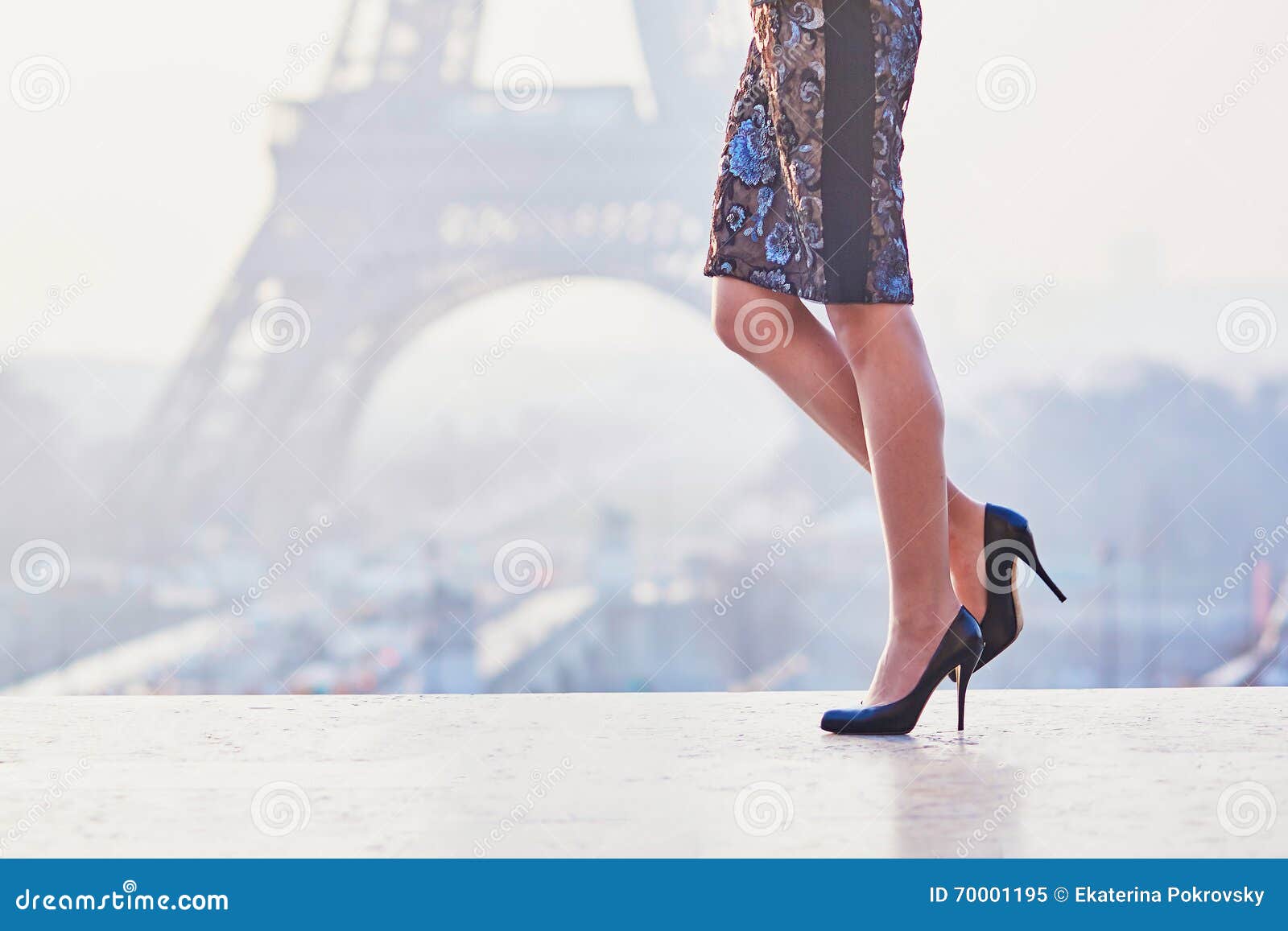 Eiffel tower: high heels, anklet, feet | Veronique_XXY | Flickr