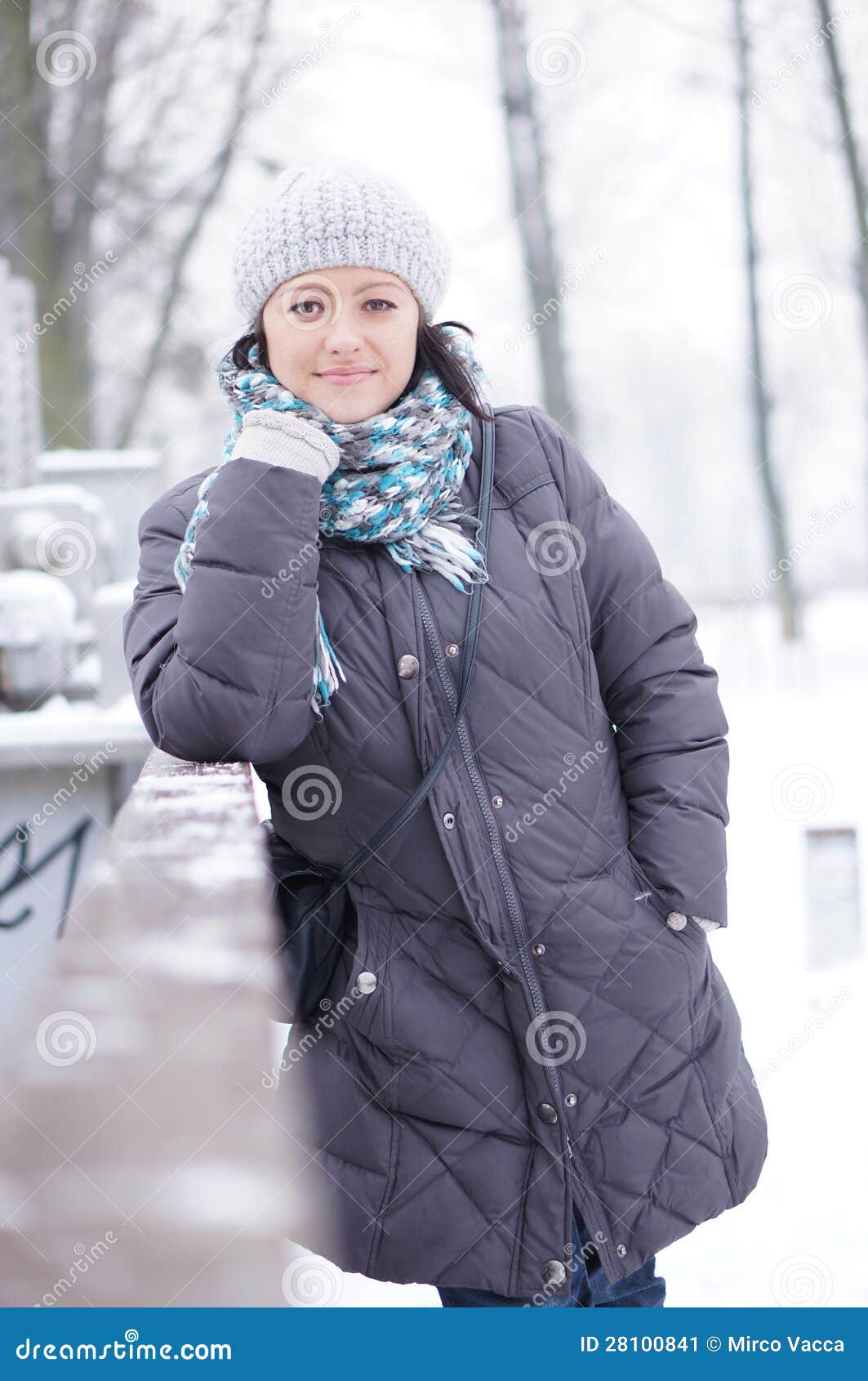 Woman wearing warm clothes stock image. Image of scarf 28100841