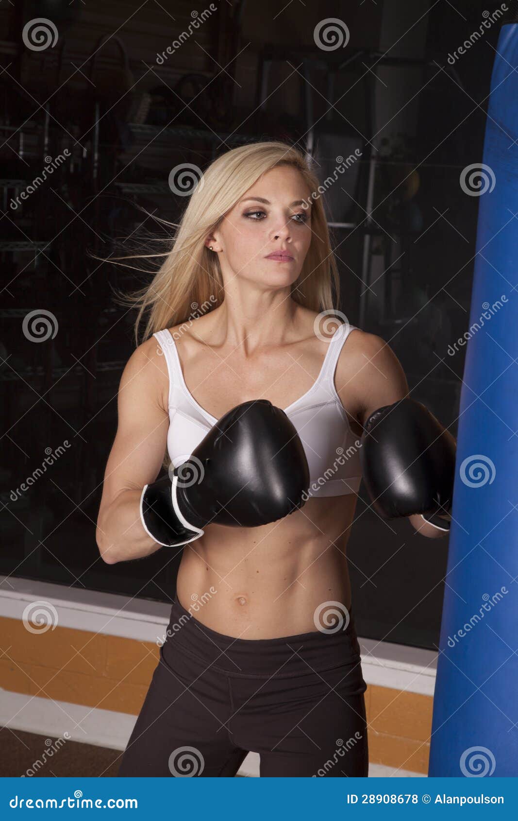 https://thumbs.dreamstime.com/z/woman-white-sports-bra-box-28908678.jpg