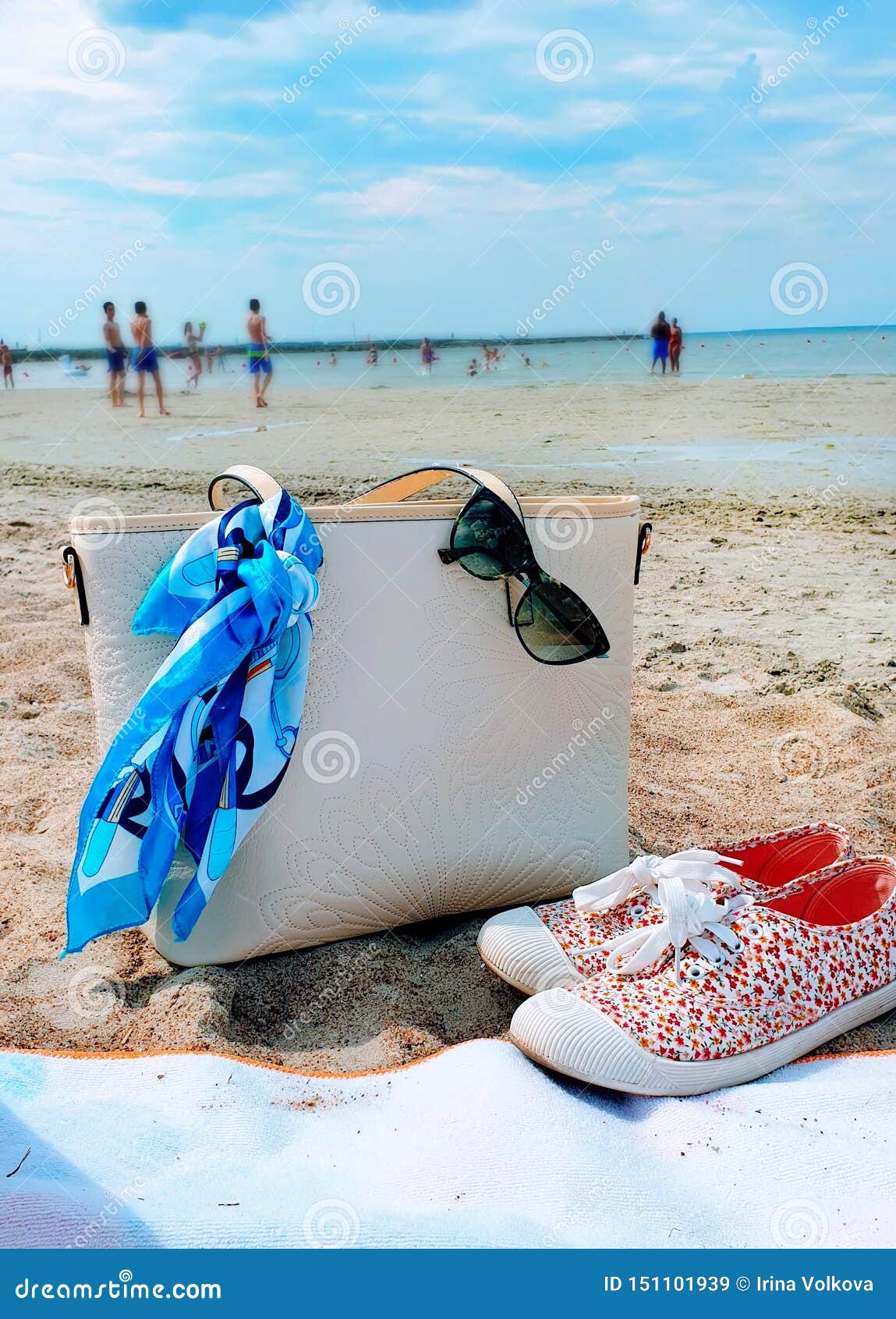 Women Accessories Summer Sea Holiday Sunglass White Handbag Om The Sand Blue Sky Tropical Beach Nature Background Summertim Stock Image Image Of Beach Ocean