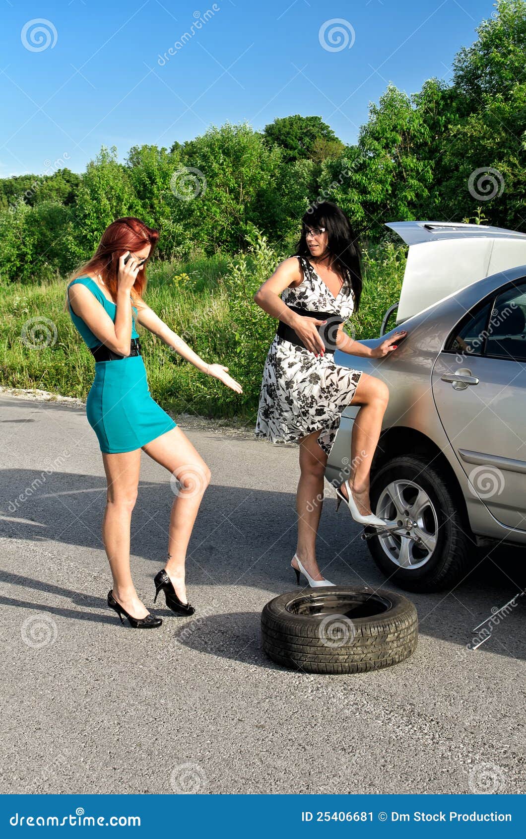 Women Changing A Tire Stock Image Image 25406681