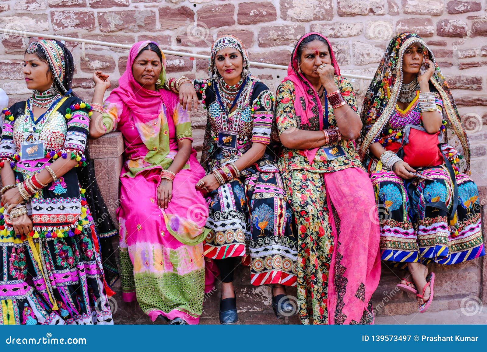 Women in Colourful Traditional Rajasthani Dress Editorial ...