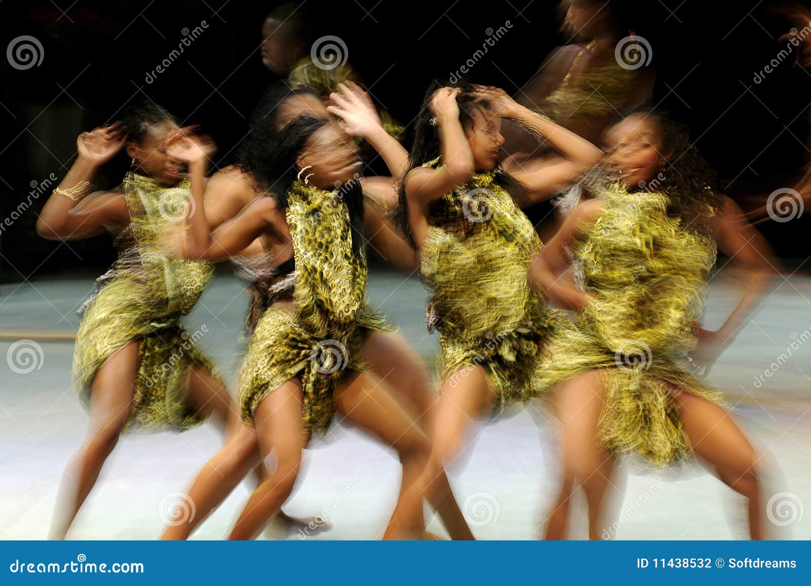 Women dance performance editorial photography. Image of dream 11438532