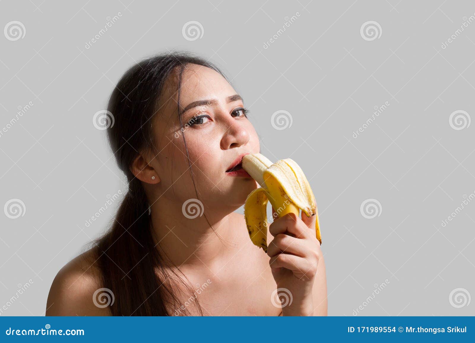 Eating bananas women 
