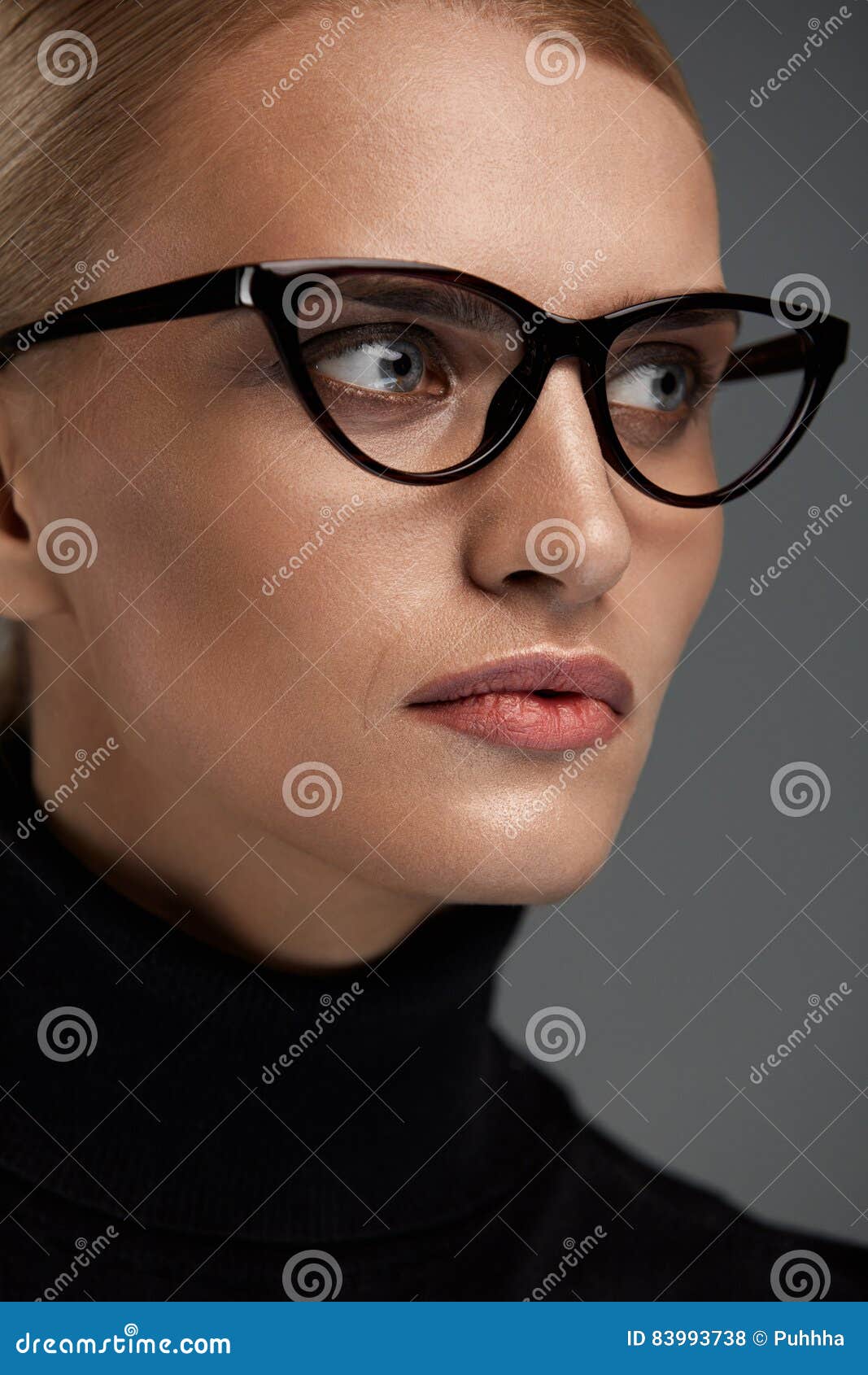 Women Spectacle Frame | LW-1198 | Clear Lenses With Black Frame | Trending  Frame | Stylish Frame | Cool For Girls