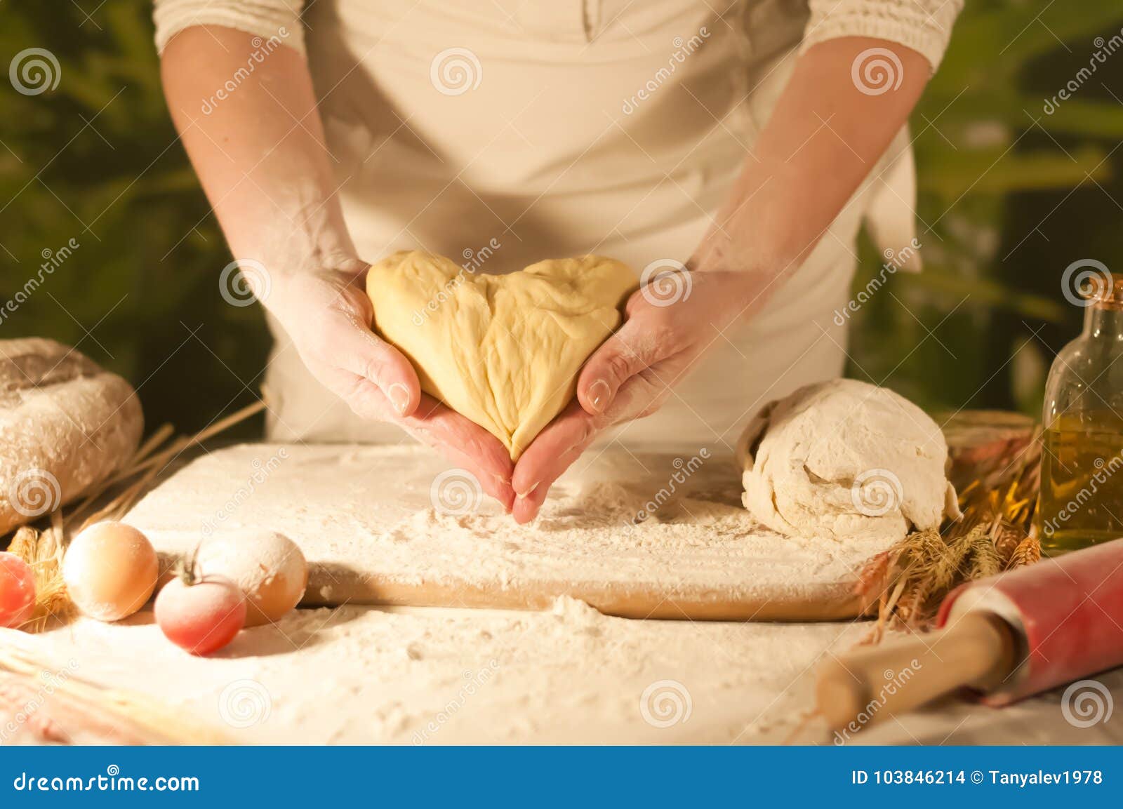 https://thumbs.dreamstime.com/z/women-kneading-dough-making-bread-mixing-preparation-recipe-butter-housework-flour-tasty-pasta-women-baker-hands-recipe-flour-103846214.jpg