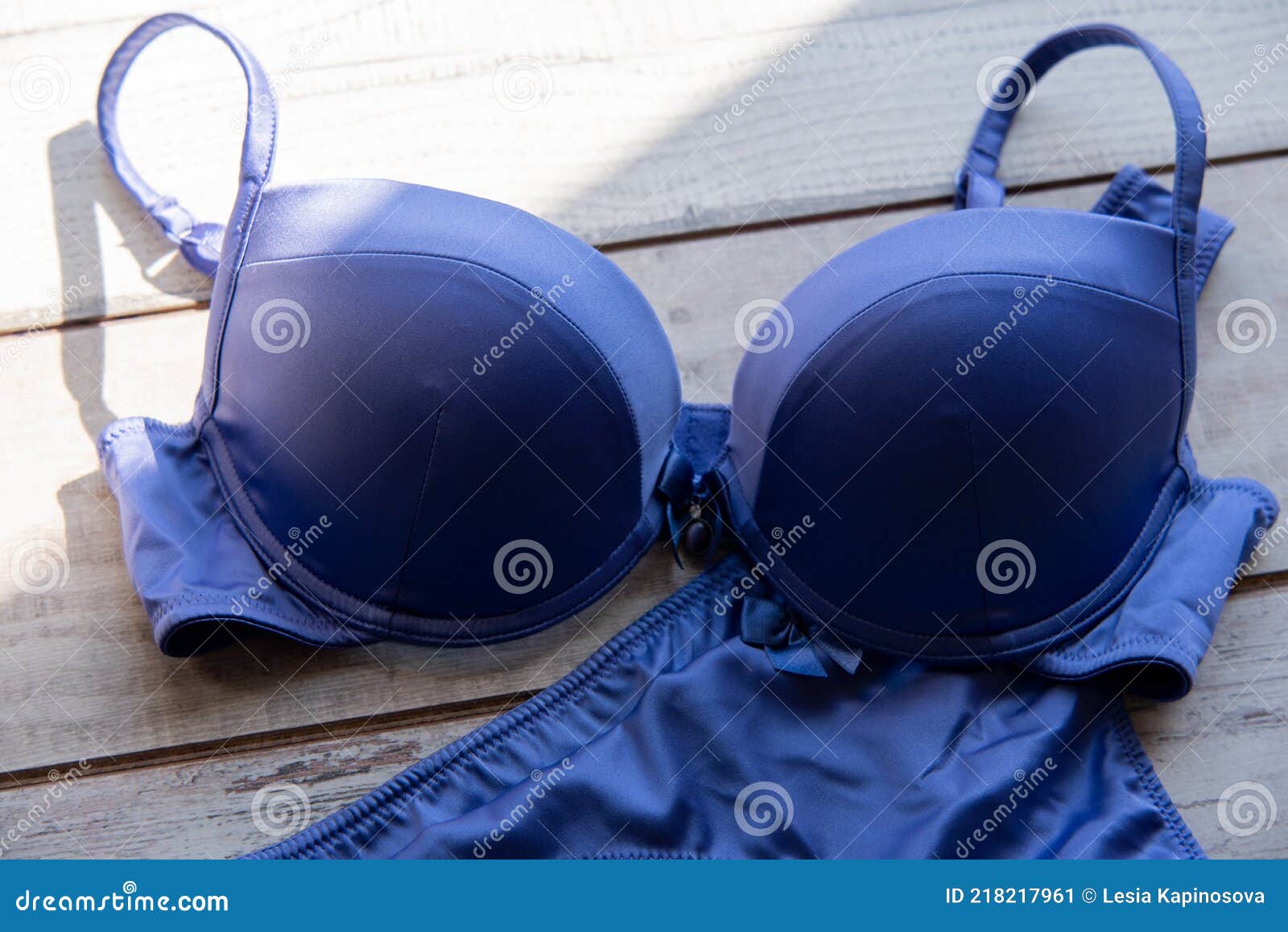 Women`s Purple Underwear. Bra and Thong. Lingerie Set Stock Image ...