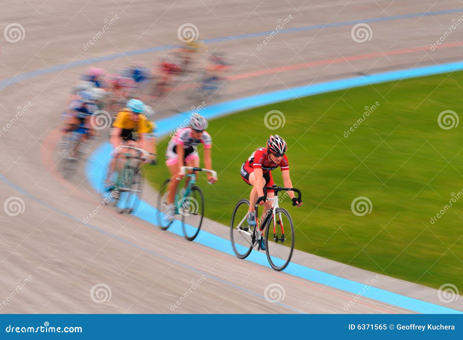 Women S Velodrome Cycling 12K Scratch Final Editorial Image Image