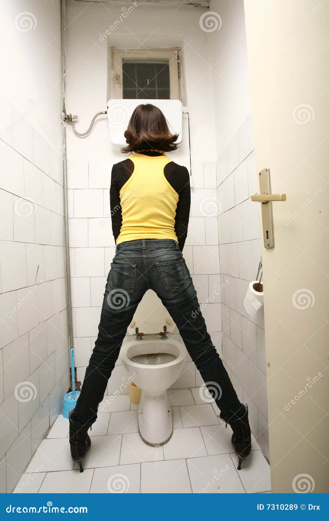girls peeing in toilet