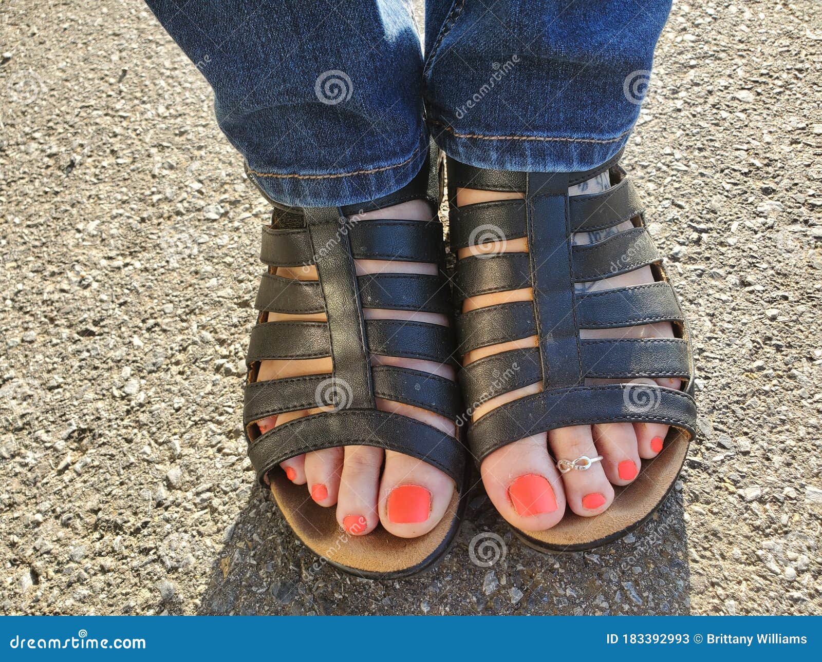 Womens Feet Pretty Toe Nails Stock Image - Image of feet, womens: 183392993