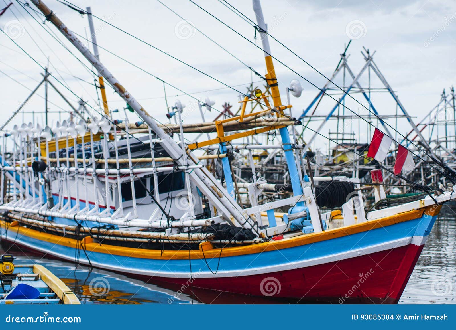 Amir Hamzah (Ambiyaah) - Photos