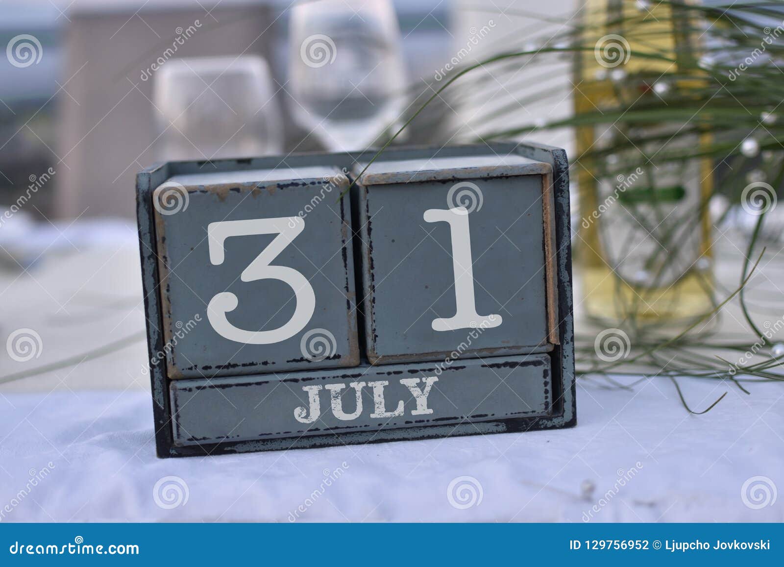 Wood Blocks In Box With Date, Day And Month 31 July Stock ...